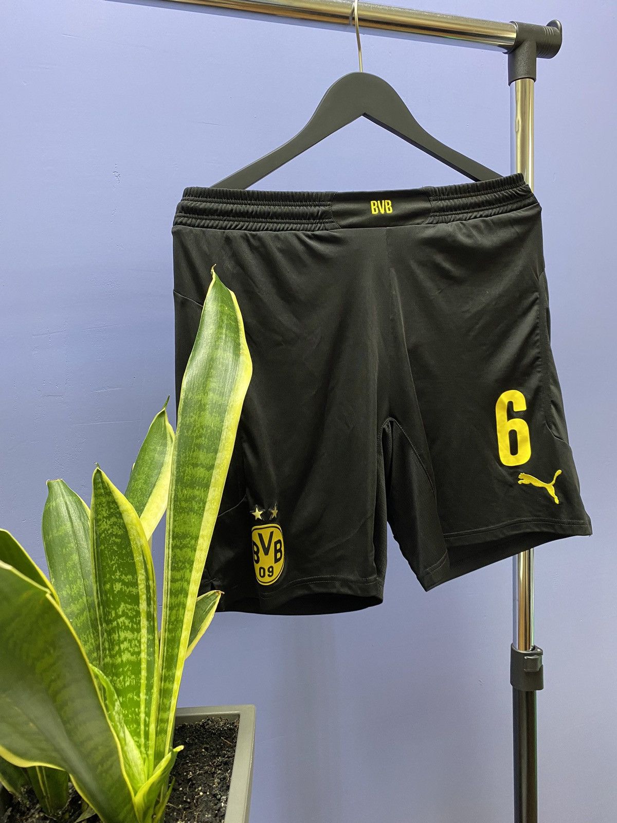 Puma Puma Borussia Dortmund 2014 2015 #6 Bender Soccer Shorts Size US 32 / EU 48 - 4 Thumbnail
