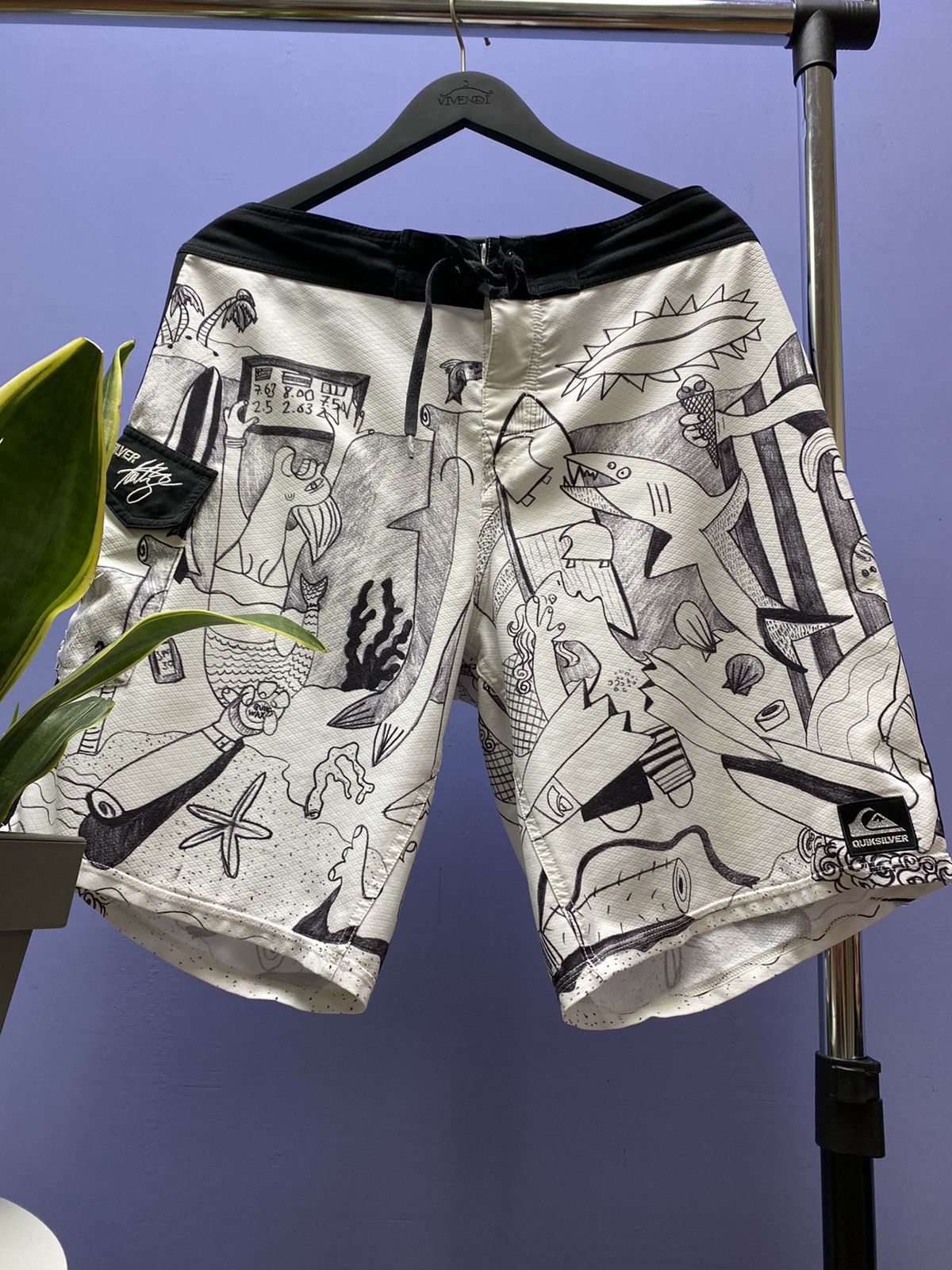 Quiksilver Rare Quicksilver Aritz Aranburu BoardShorts SwimWear graphic Size US 34 / EU 50 - 3 Thumbnail