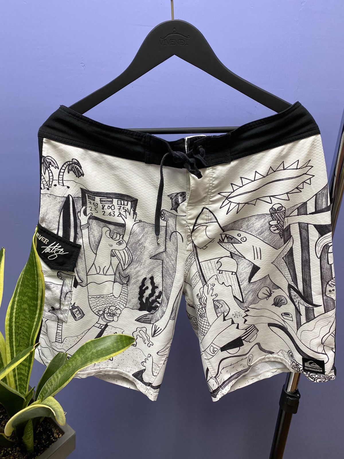 Quiksilver Rare Quicksilver Aritz Aranburu BoardShorts SwimWear graphic Size US 34 / EU 50 - 4 Thumbnail
