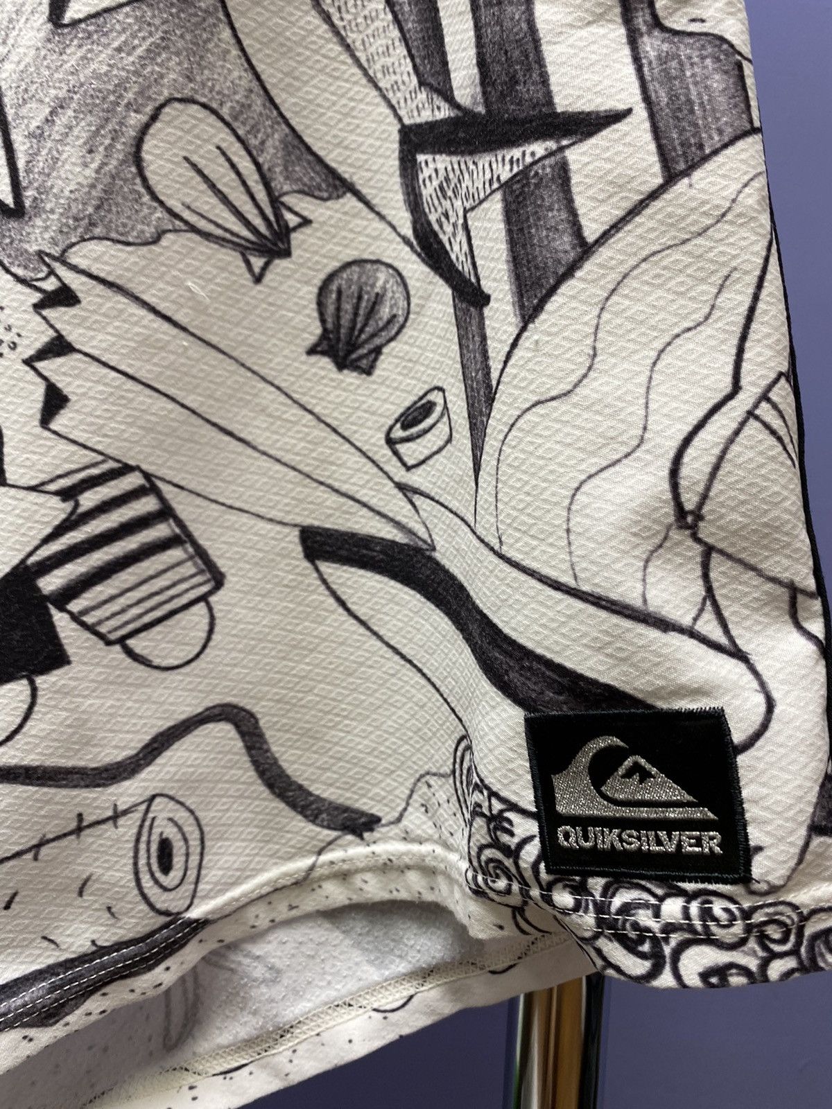 Quiksilver Rare Quicksilver Aritz Aranburu BoardShorts SwimWear graphic Size US 34 / EU 50 - 6 Thumbnail
