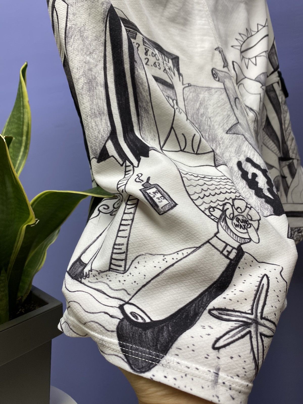 Quiksilver Rare Quicksilver Aritz Aranburu BoardShorts SwimWear graphic Size US 34 / EU 50 - 24 Thumbnail