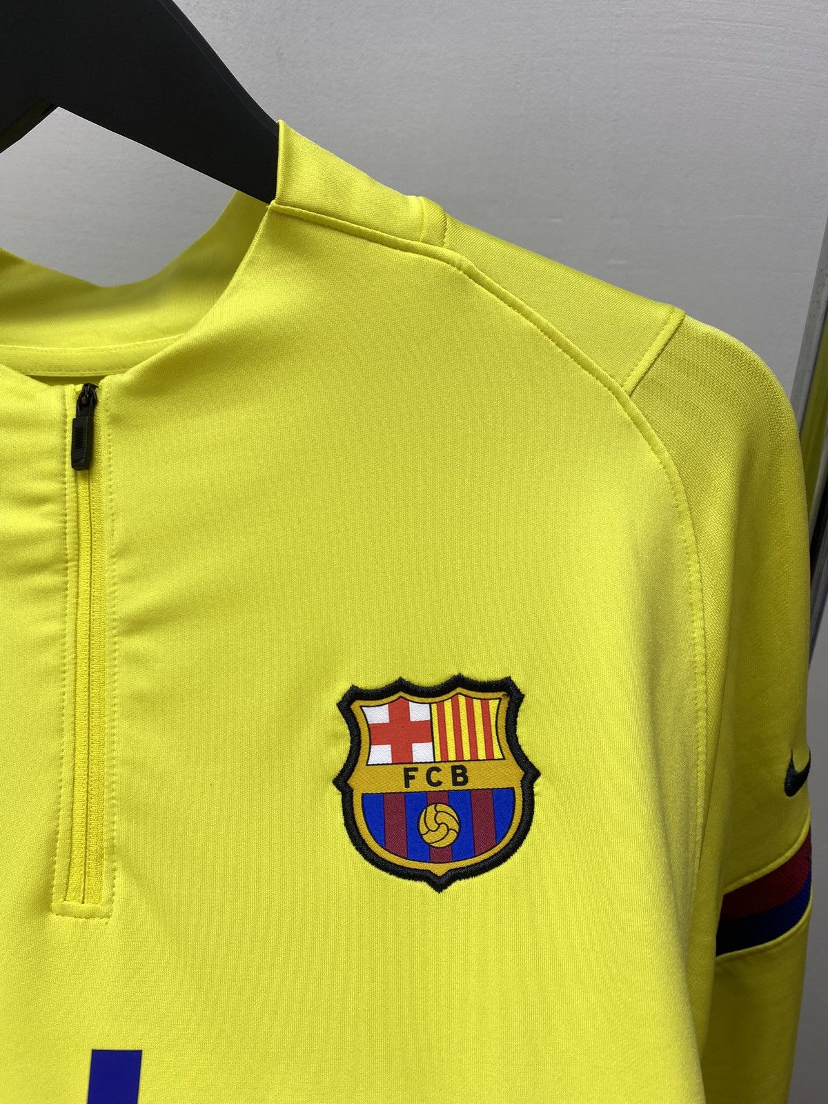 Other FC Barcelona Strike Training Long Sleeve Top 1/4 zip Men’s Size US XXL / EU 58 / 5 - 10 Thumbnail