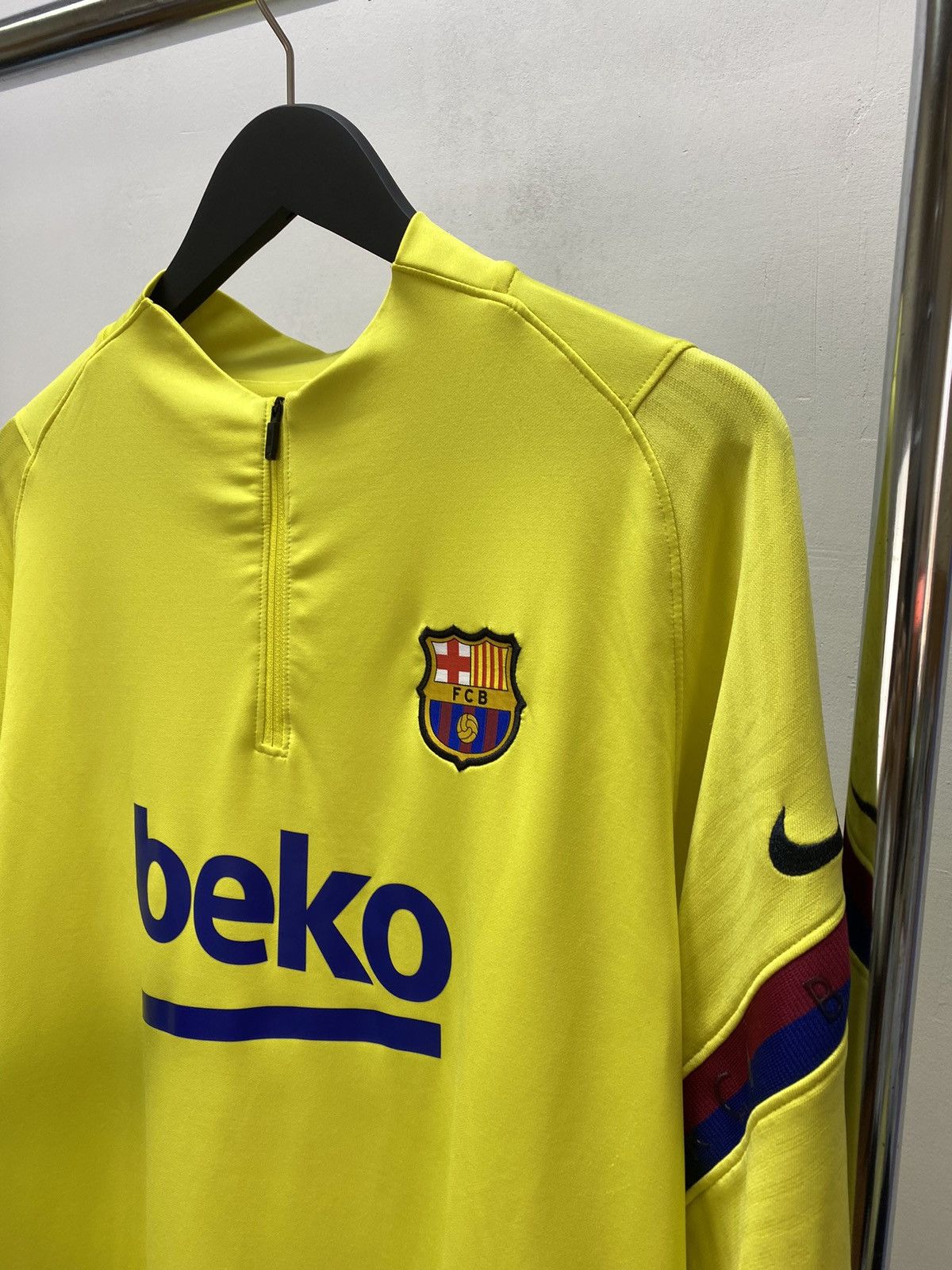 Other FC Barcelona Strike Training Long Sleeve Top 1/4 zip Men’s Size US XXL / EU 58 / 5 - 5 Thumbnail