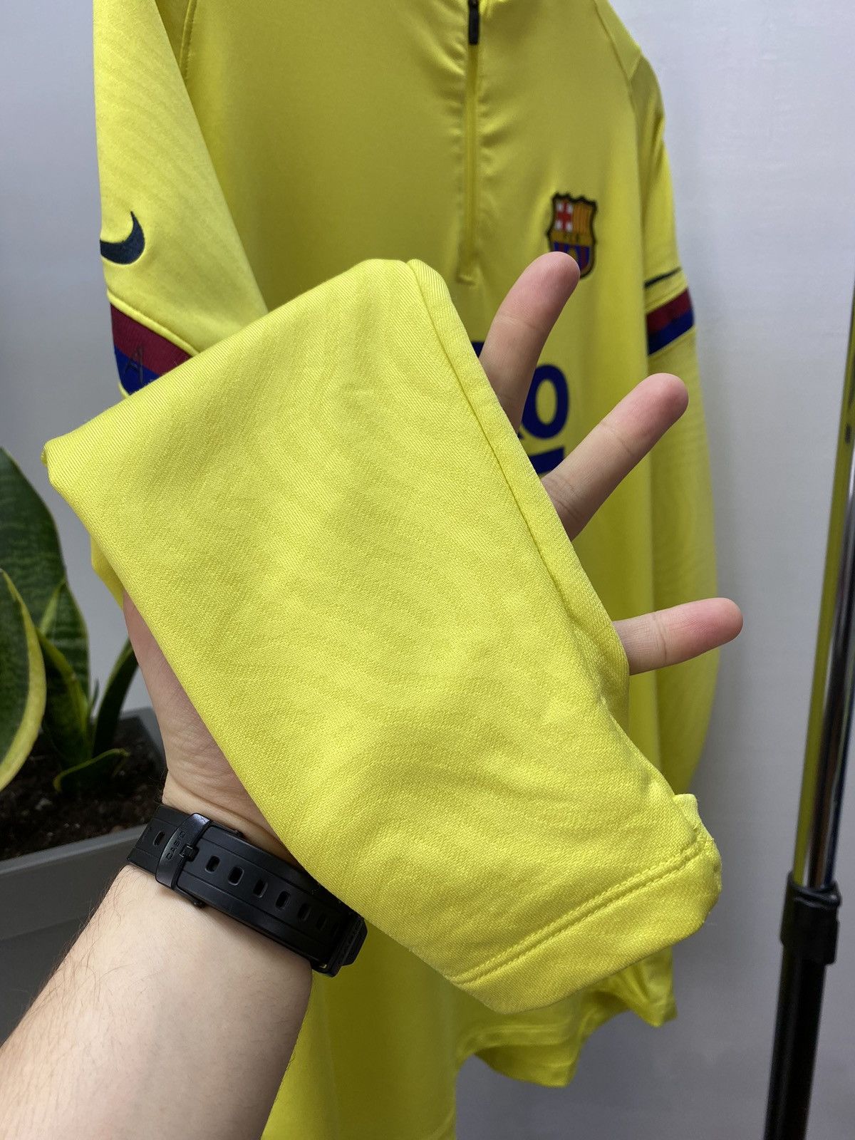 Other FC Barcelona Strike Training Long Sleeve Top 1/4 zip Men’s Size US XXL / EU 58 / 5 - 20 Thumbnail