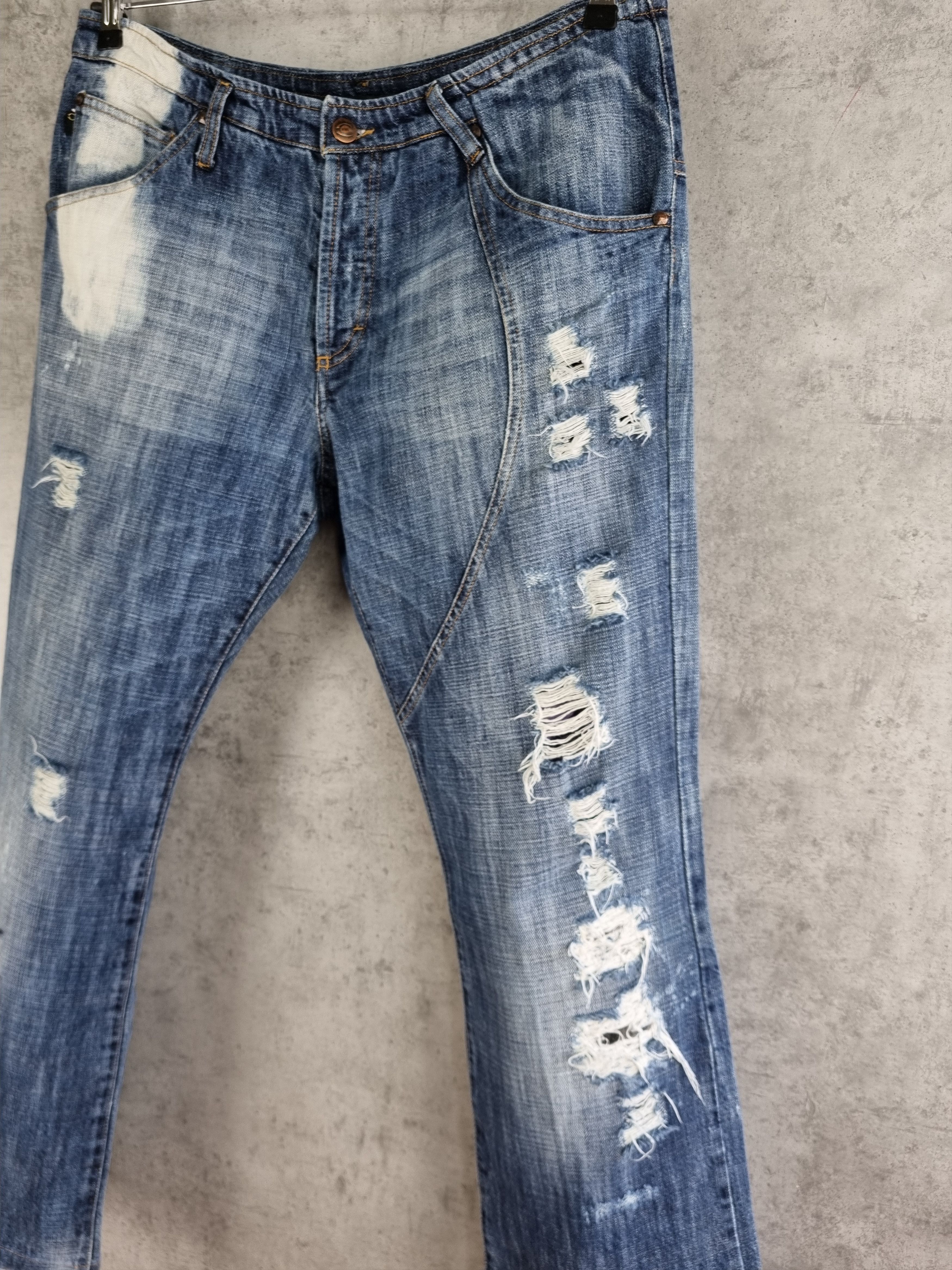 Just Cavalli × Roberto Cavalli Ripped Cavalli Destroyed Art Painter relaxed fit Jeans Size US 33 - 19 Thumbnail