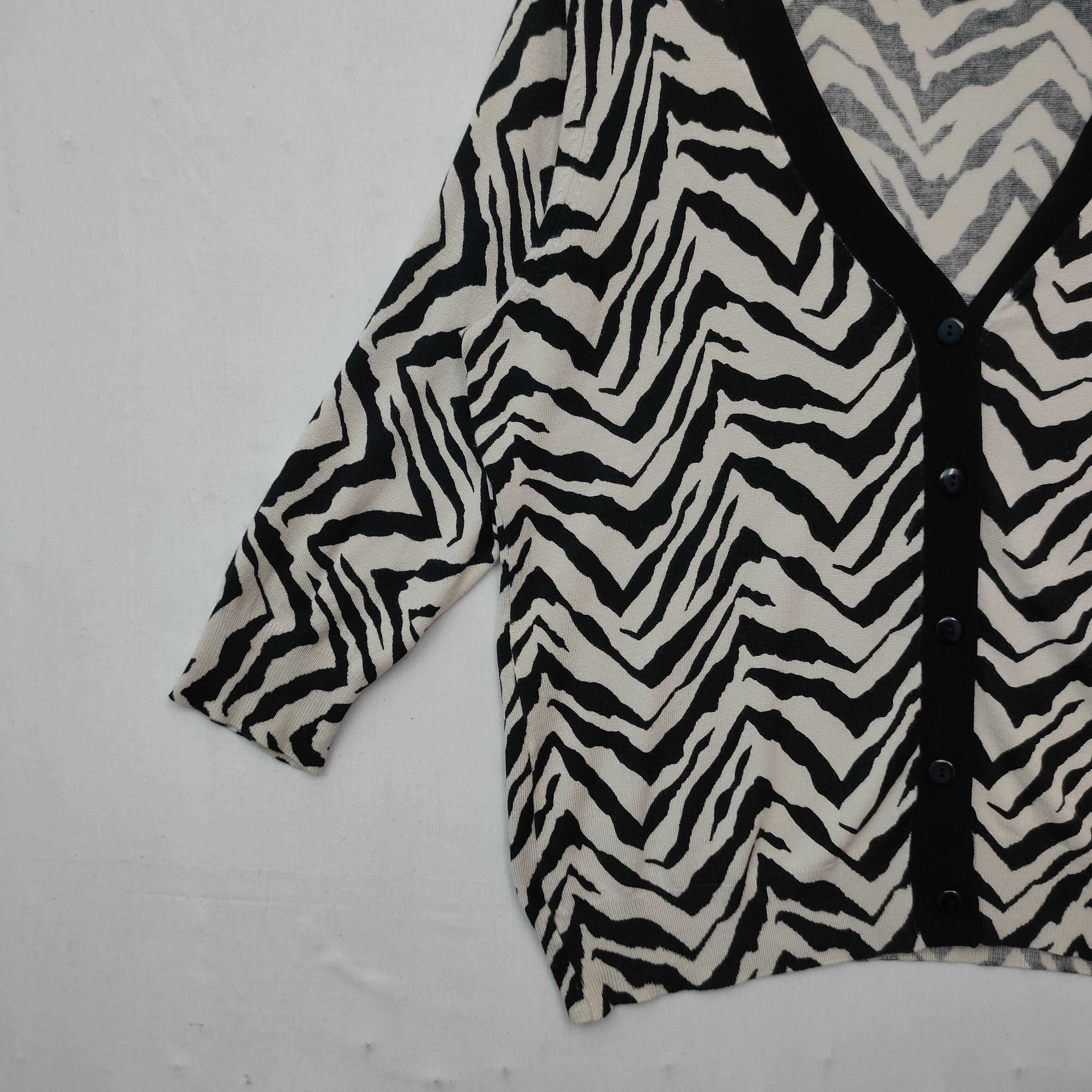 Joseph Vintage JOSEPH A. Zebra Stripe Cardigan Knitwear Size US M / EU 48-50 / 2 - 6 Thumbnail