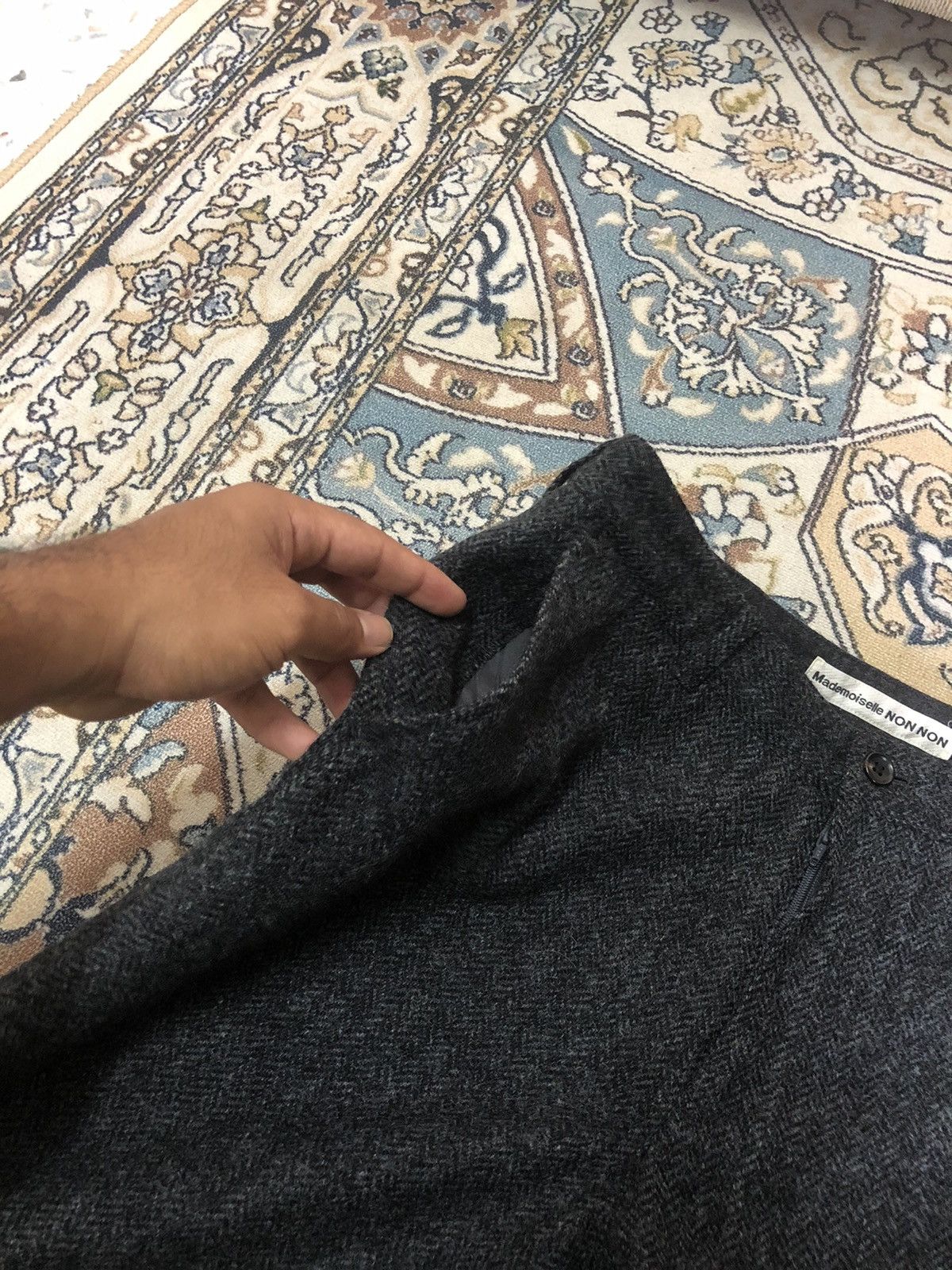 Mademoiselle Non Non Vintage Mademoiselle NON NON by Issey Miyake Wool Short Pant Size US 30 / EU 46 - 6 Thumbnail