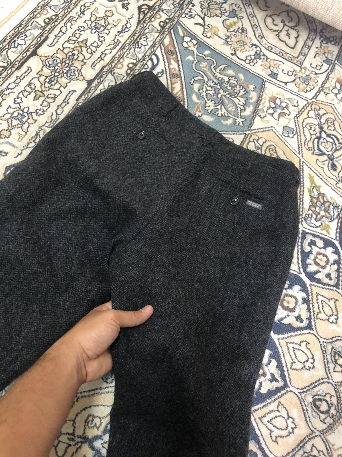 Mademoiselle Non Non Vintage Mademoiselle NON NON by Issey Miyake Wool Short Pant Size US 30 / EU 46 - 14 Thumbnail