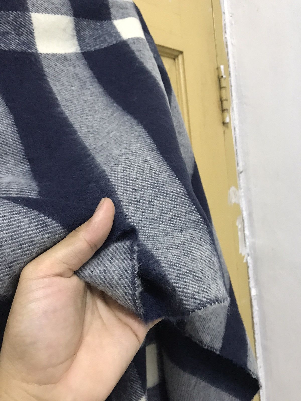 Seditionaries Vintage The Emporium Nova Check 2 Pocket Cloak/Mafla Size US L / EU 52-54 / 3 - 6 Thumbnail