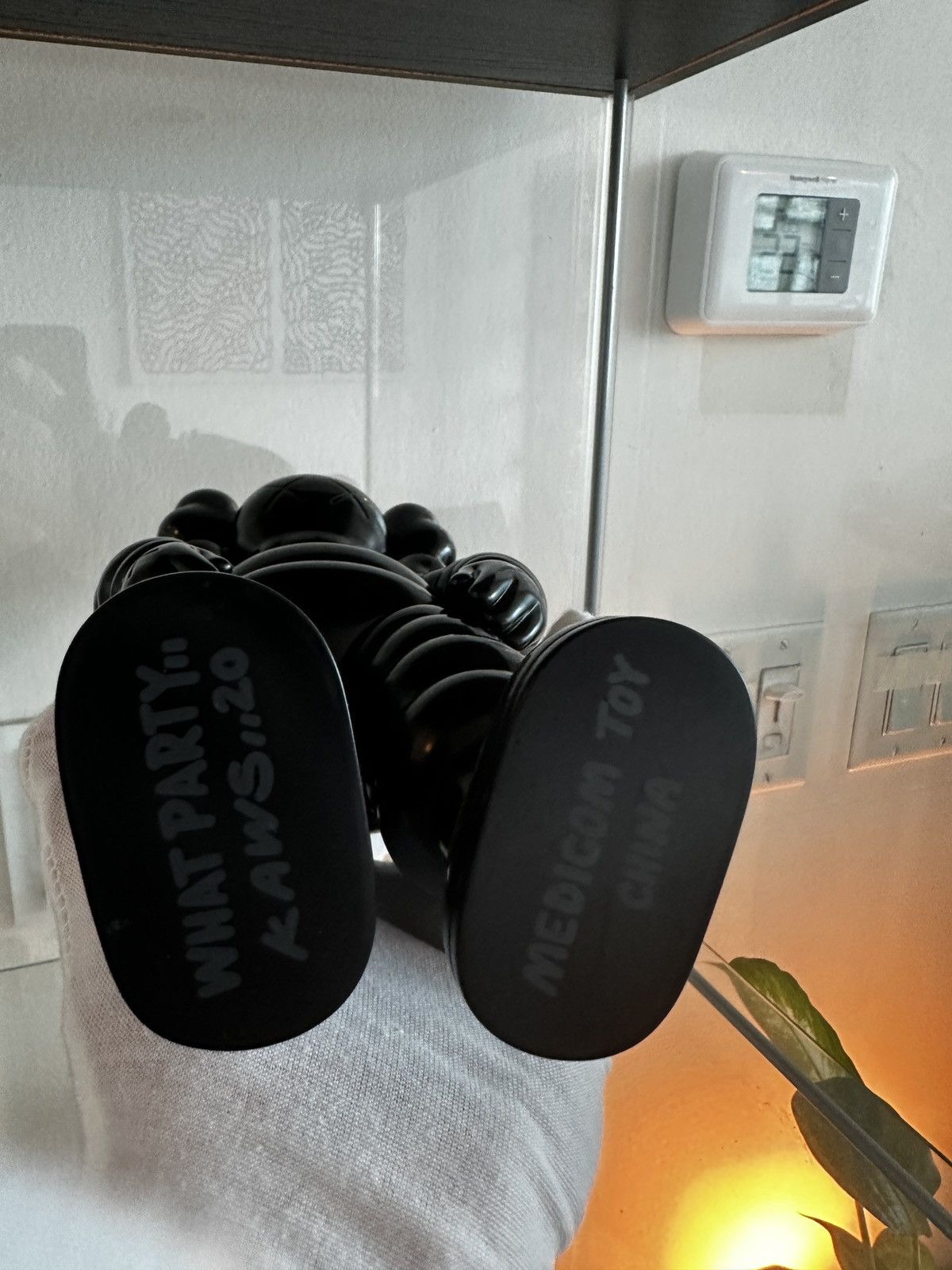 Kaws KAWS What Party - Black Size ONE SIZE - 6 Thumbnail