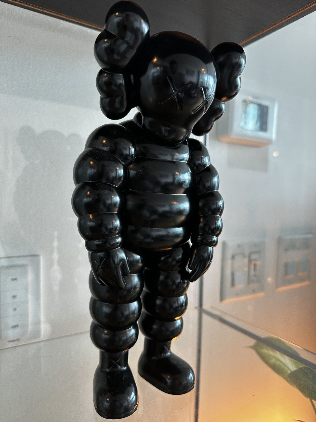 Kaws KAWS What Party - Black Size ONE SIZE - 3 Thumbnail