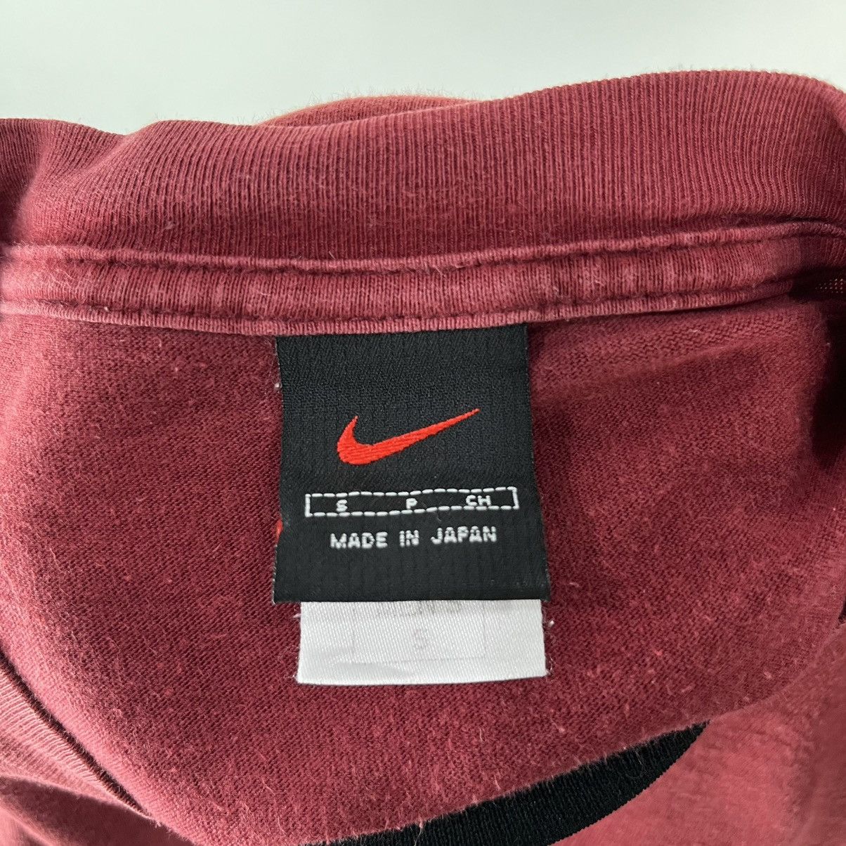 Nike × Vintage Vtg nike 17th YMCA International Charity Run Size US S / EU 44-46 / 1 - 10 Thumbnail