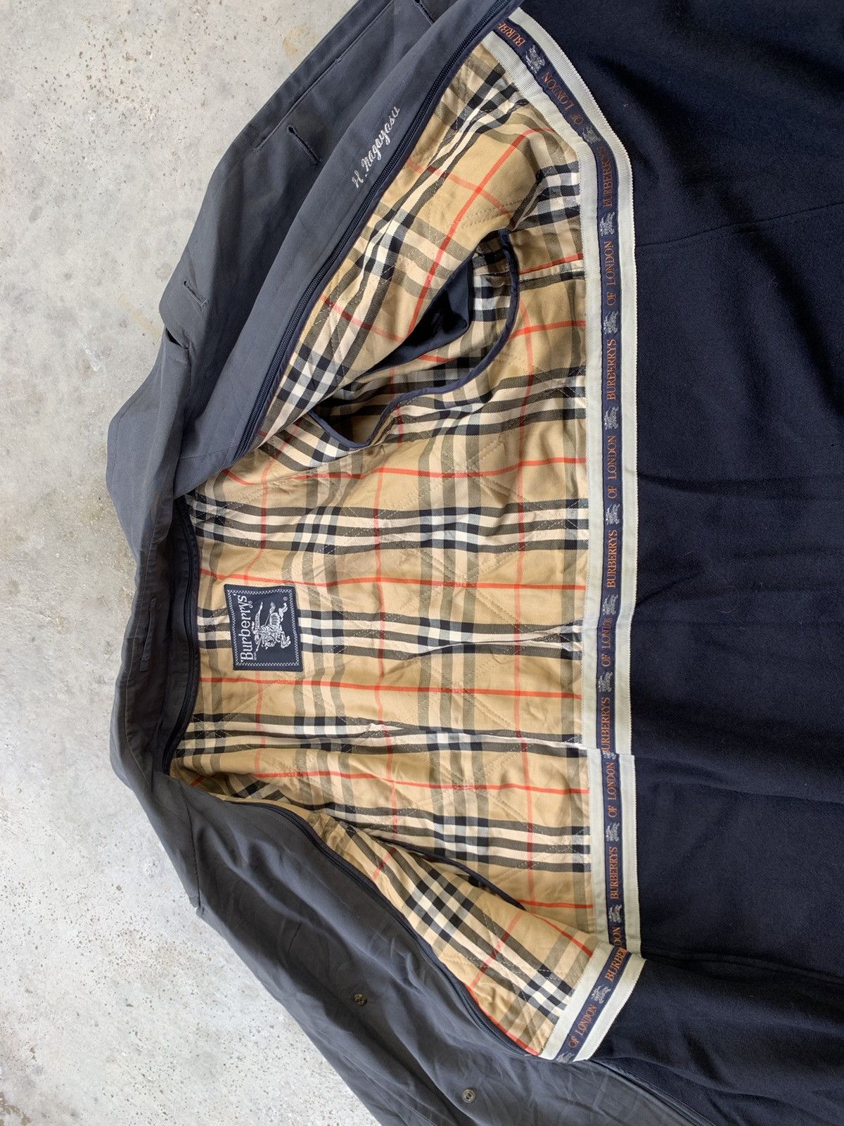 Burberry Vintage Burberry Tranch Coat @ long coat Size US M / EU 48-50 / 2 - 11 Thumbnail