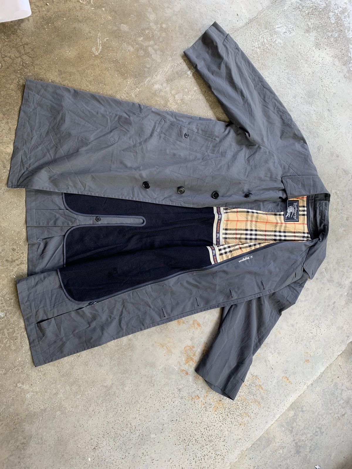 Burberry Vintage Burberry Tranch Coat @ long coat Size US M / EU 48-50 / 2 - 4 Thumbnail