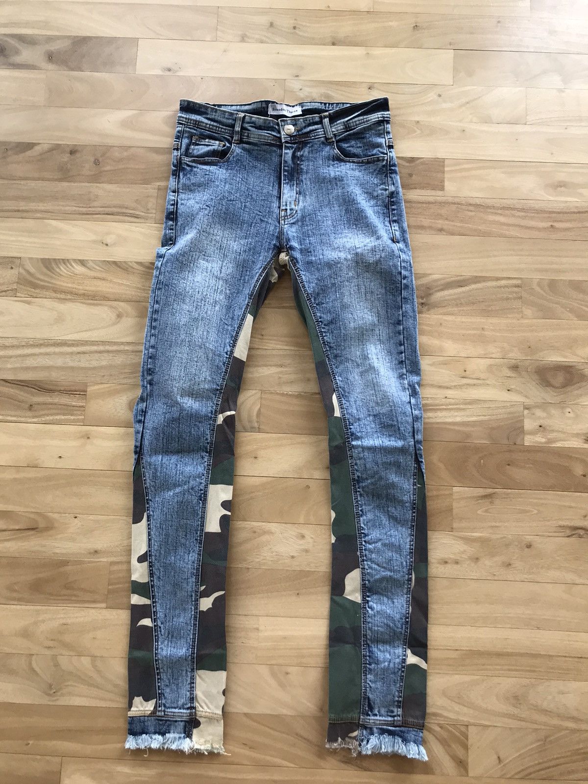 Vintage Camo Flare Denim Light Wash Size US 28 / EU 44 - 1 Thumbnail