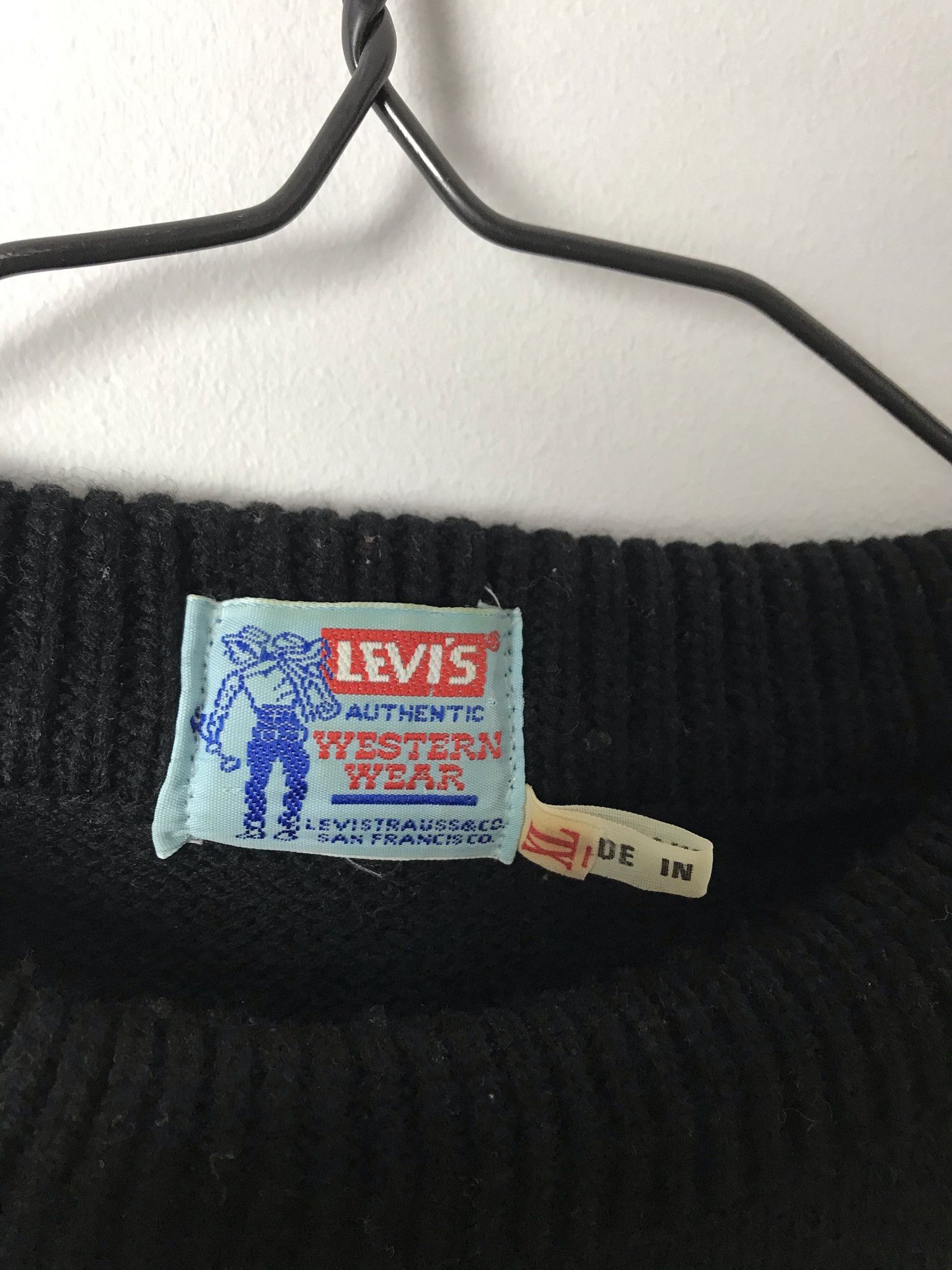 Levi's Levi's 501 vintage jumper sweater knitwear embroidered Size US XL / EU 56 / 4 - 3 Thumbnail