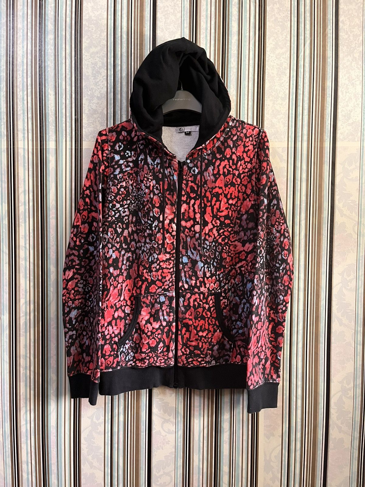Volcom leopard gecko printed zip up #C1 Size US M / EU 48-50 / 2 - 1 Thumbnail