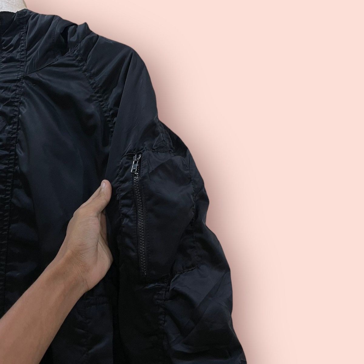 Jun Takahashi × Kiminori Morishita × Uniqlo VINTAGE UNIQLO X KIMINORI MORISHITA HOODED BOMBER JACKET Size US L / EU 52-54 / 3 - 7 Thumbnail