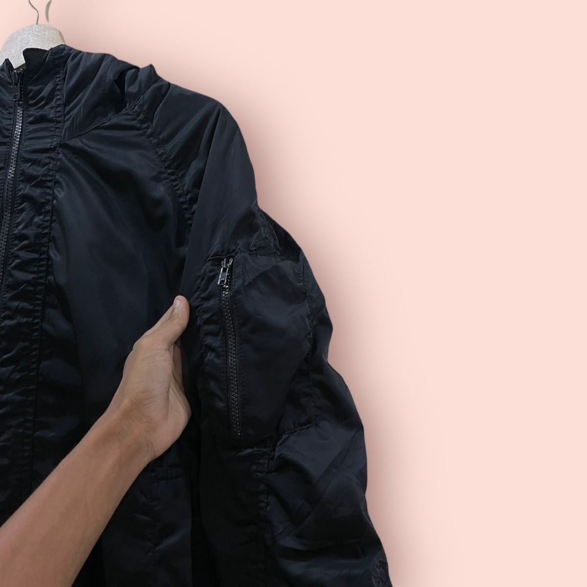 Jun Takahashi × Kiminori Morishita × Uniqlo VINTAGE UNIQLO X KIMINORI MORISHITA HOODED BOMBER JACKET Size US L / EU 52-54 / 3 - 6 Thumbnail
