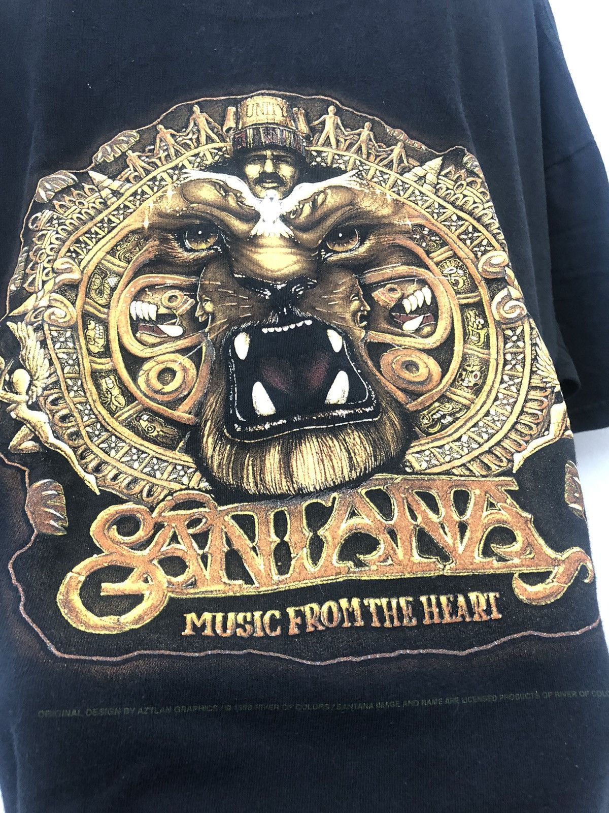 Band Tees Rare Vintage SANTANA De Aztlan Music From The Heart Tee Size US XL / EU 56 / 4 - 3 Thumbnail