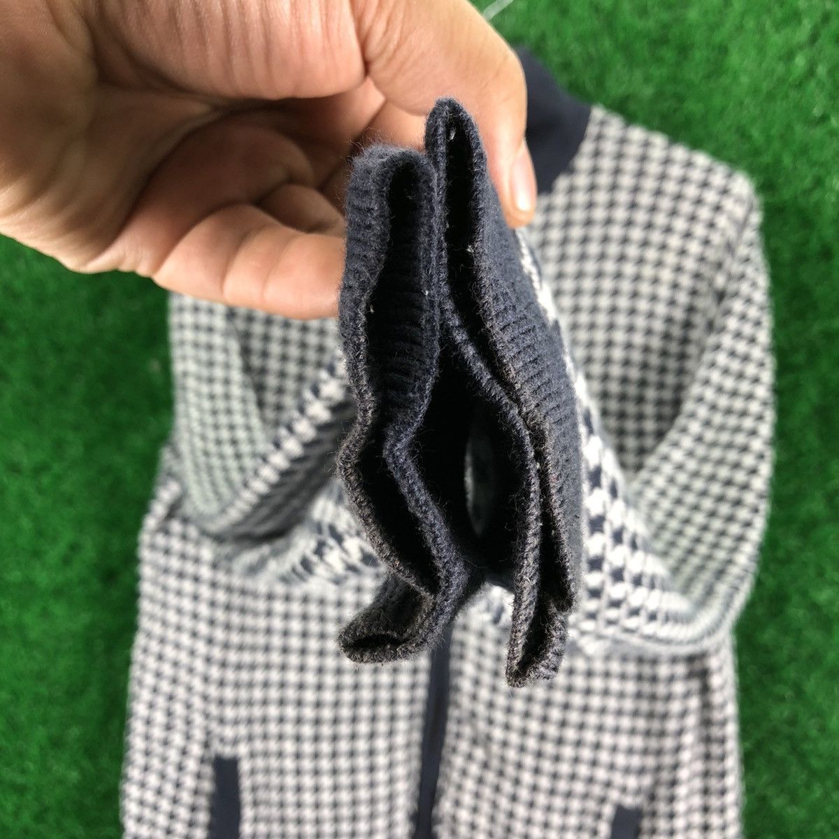 Tommy Hilfiger Tommy Hilfiger Full Houndstooth Zipper Sweater Size US S / EU 44-46 / 1 - 8 Thumbnail