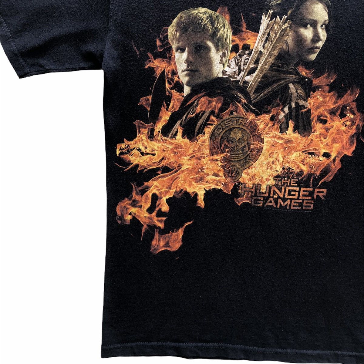 Hunter Movie The Hunger Game 2012 Tee Size US S / EU 44-46 / 1 - 4 Thumbnail