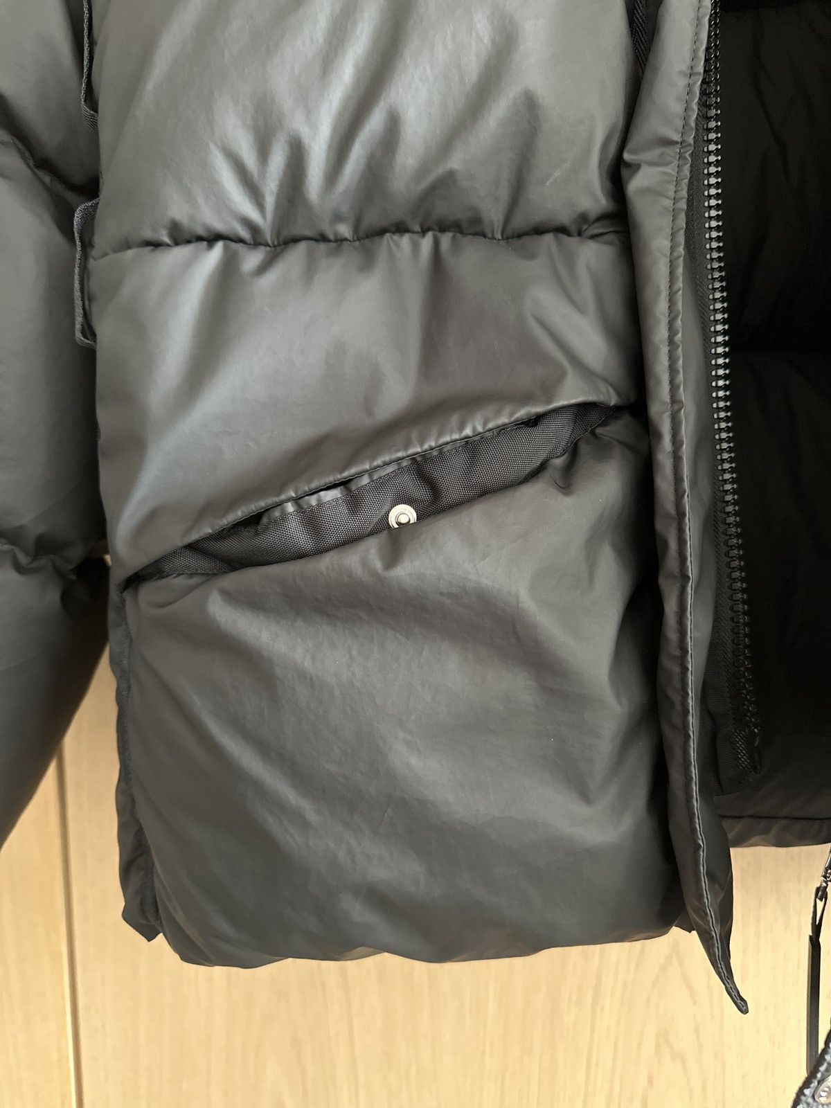 1017 ALYX 9SM × Moncler Best Quality Down Jacket in Almost New Condition Size US M / EU 48-50 / 2 - 10 Thumbnail