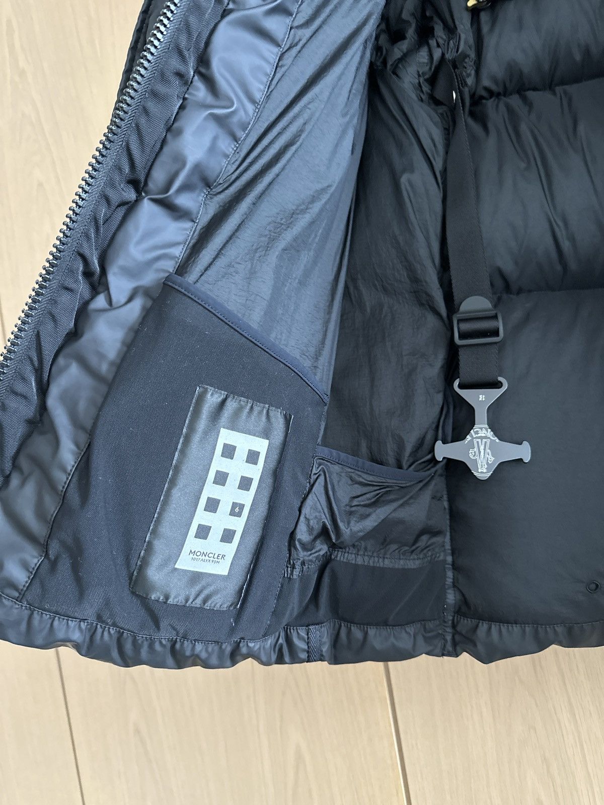 1017 ALYX 9SM × Moncler Best Quality Down Jacket in Almost New Condition Size US M / EU 48-50 / 2 - 7 Thumbnail