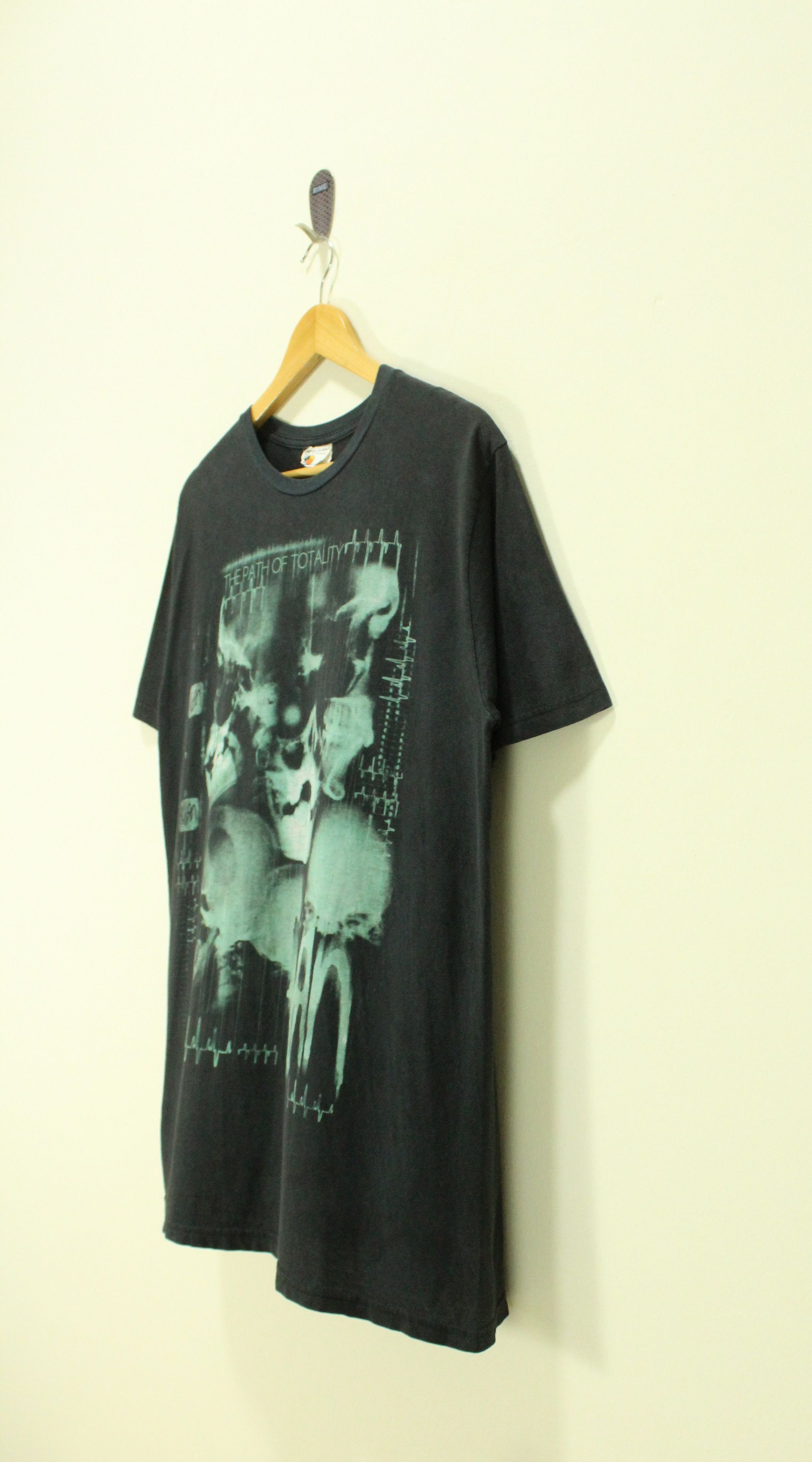 Band Tees KORN T Shirt Distressed The Path Of Totality Size US XL / EU 56 / 4 - 2 Thumbnail