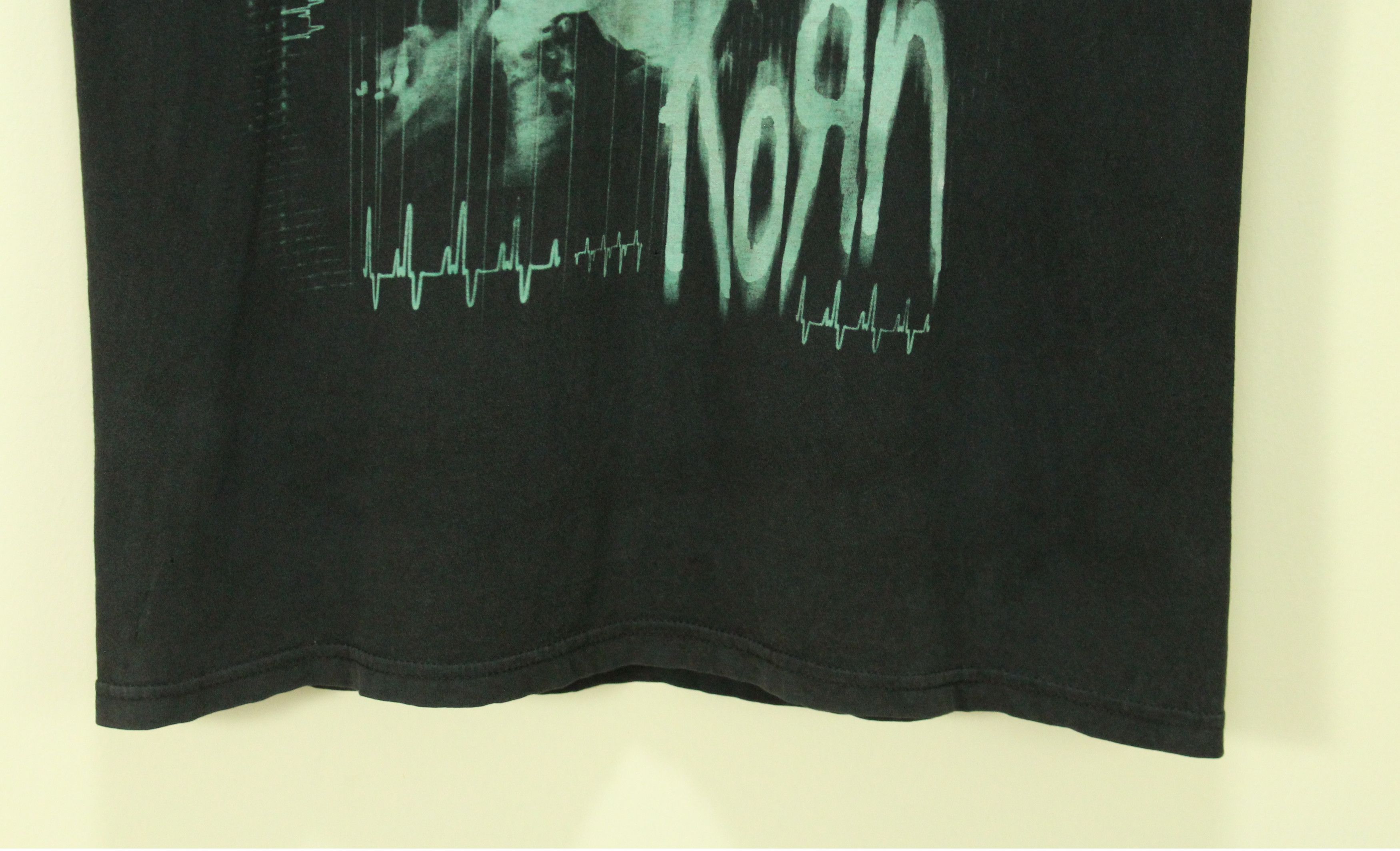 Band Tees KORN T Shirt Distressed The Path Of Totality Size US XL / EU 56 / 4 - 3 Thumbnail