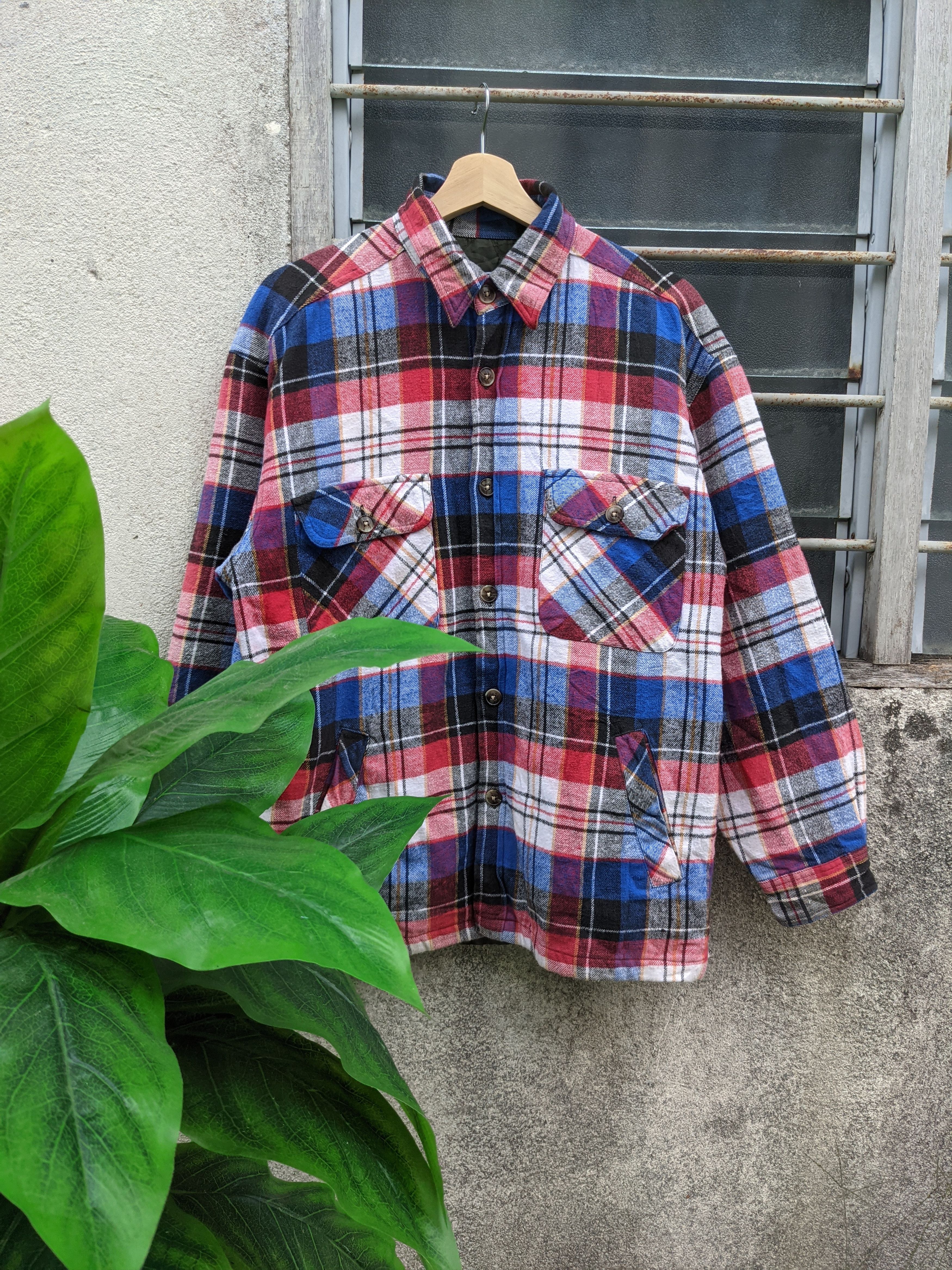 image of Steals Vintage Seahop Quilted Flannel in Checkered, Men's (Size Large)