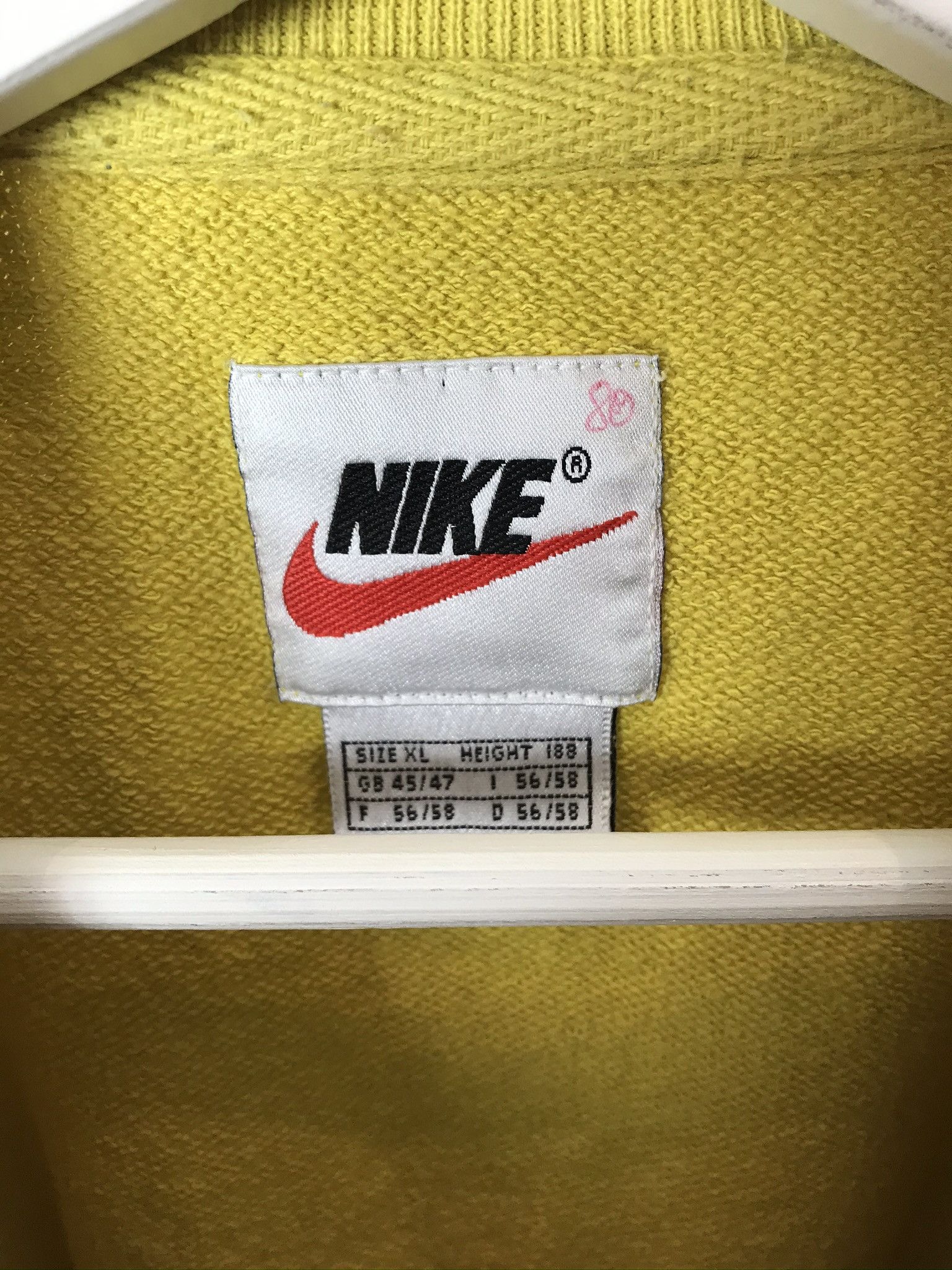 Nike Vintage Nike Swoosh Logo Embroidered Crewneck Sweatshirt Size US XL / EU 56 / 4 - 3 Thumbnail