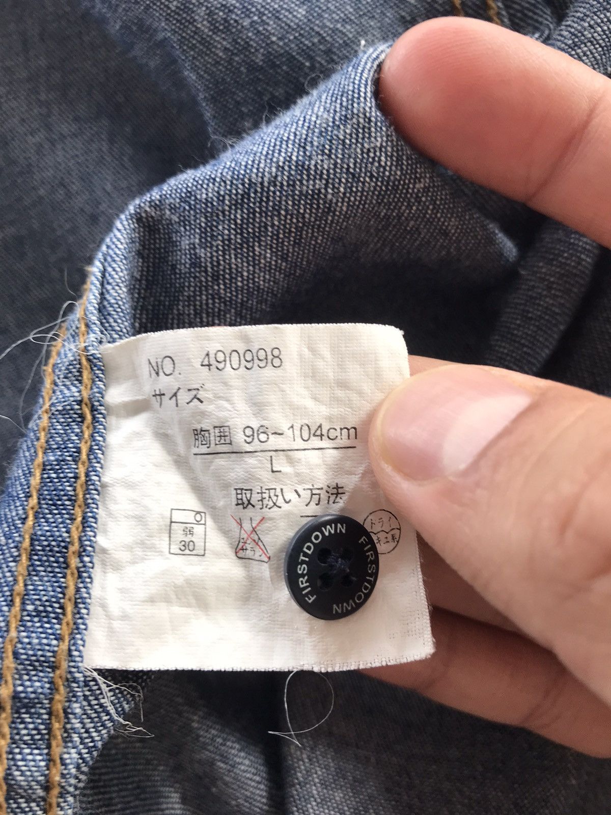 Vintage Vintage First Down Denim Button Up Short Shirts Size US L / EU 52-54 / 3 - 12 Thumbnail