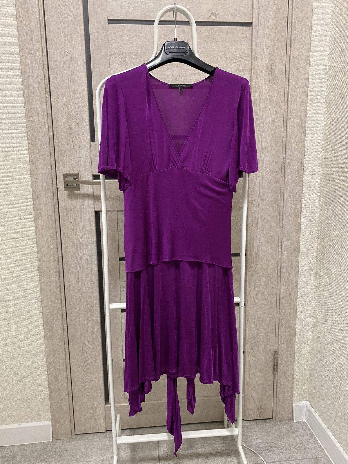 Gucci × Vintage Gucci Made in Italy V-Neck Short Sleeve Viscosa Purple Dress Size US M / EU 48-50 / 2 - 2 Thumbnail