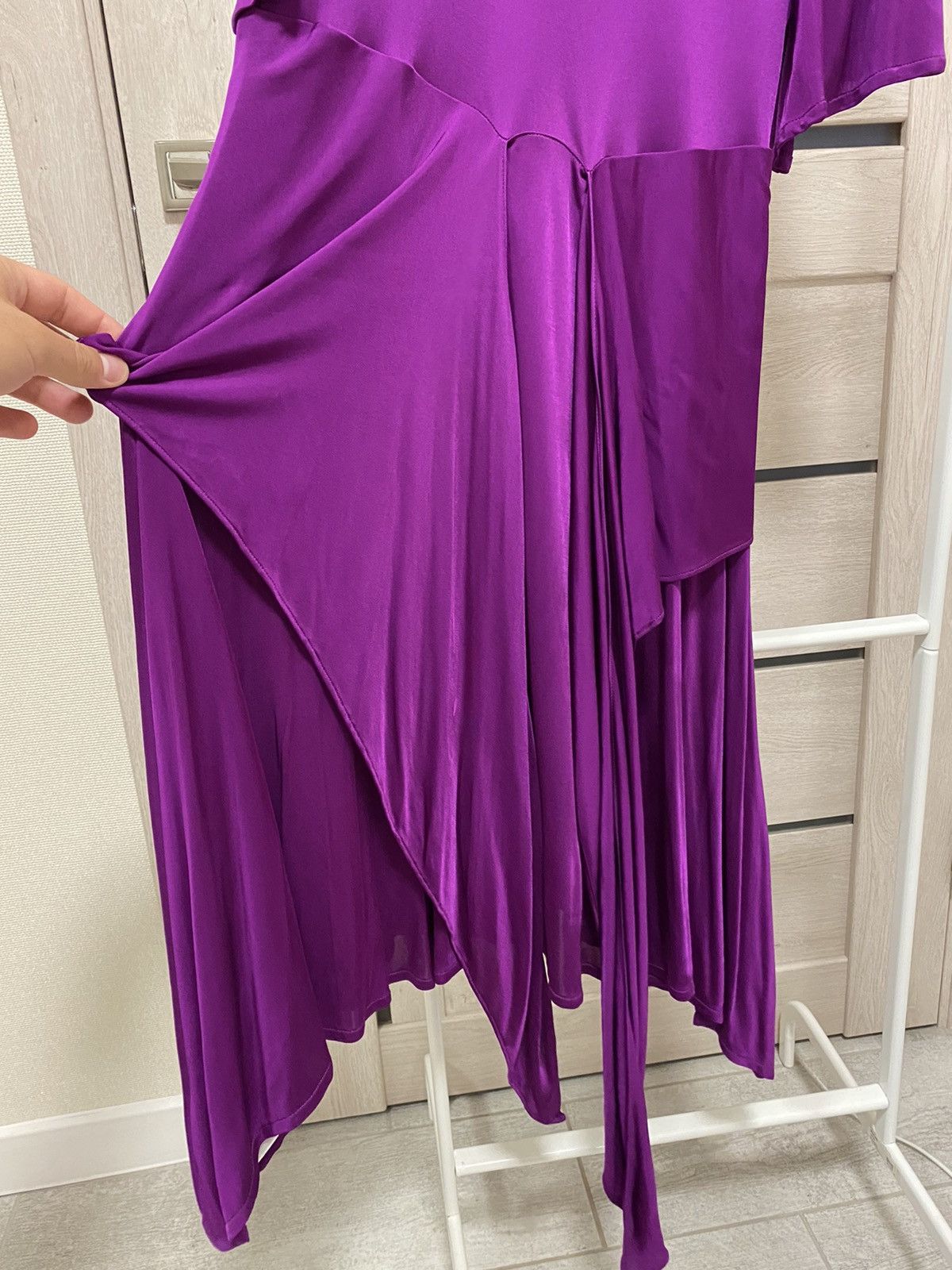Gucci × Vintage Gucci Made in Italy V-Neck Short Sleeve Viscosa Purple Dress Size US M / EU 48-50 / 2 - 13 Thumbnail