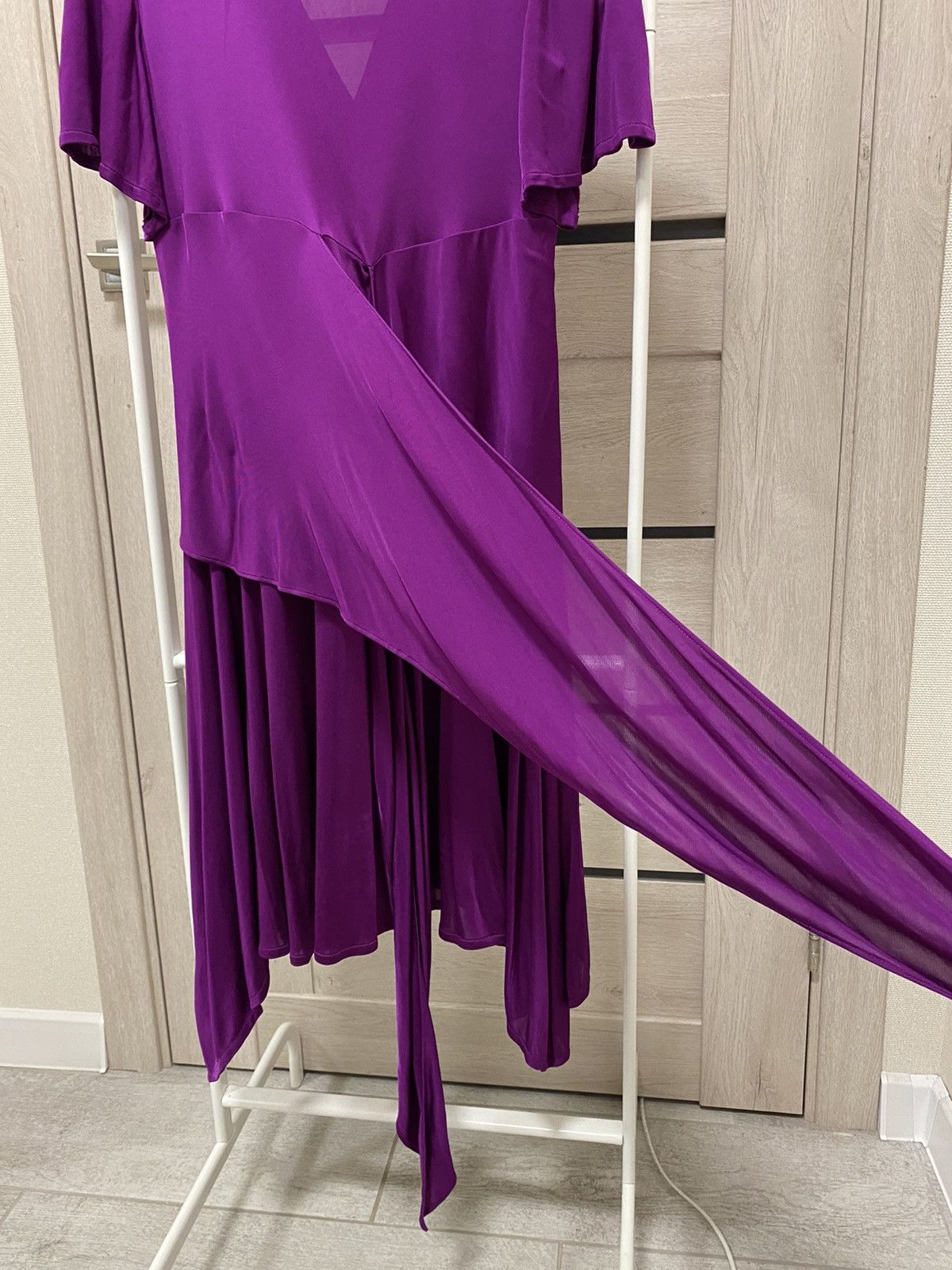 Gucci × Vintage Gucci Made in Italy V-Neck Short Sleeve Viscosa Purple Dress Size US M / EU 48-50 / 2 - 12 Thumbnail