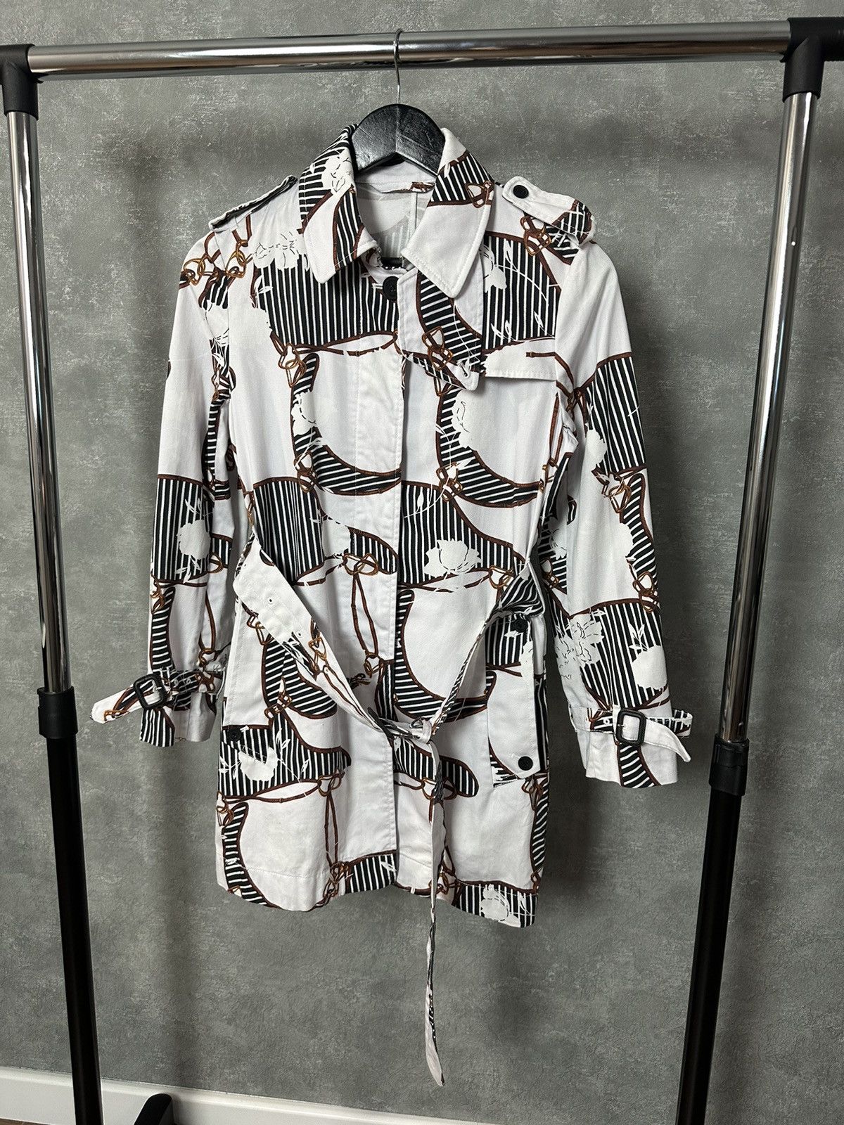 Aquascutum × Grailed Aquascutum Heritage Floral White Cotton Belt Trench Coat Size XS / US 0-2 / IT 36-38 - 2 Thumbnail