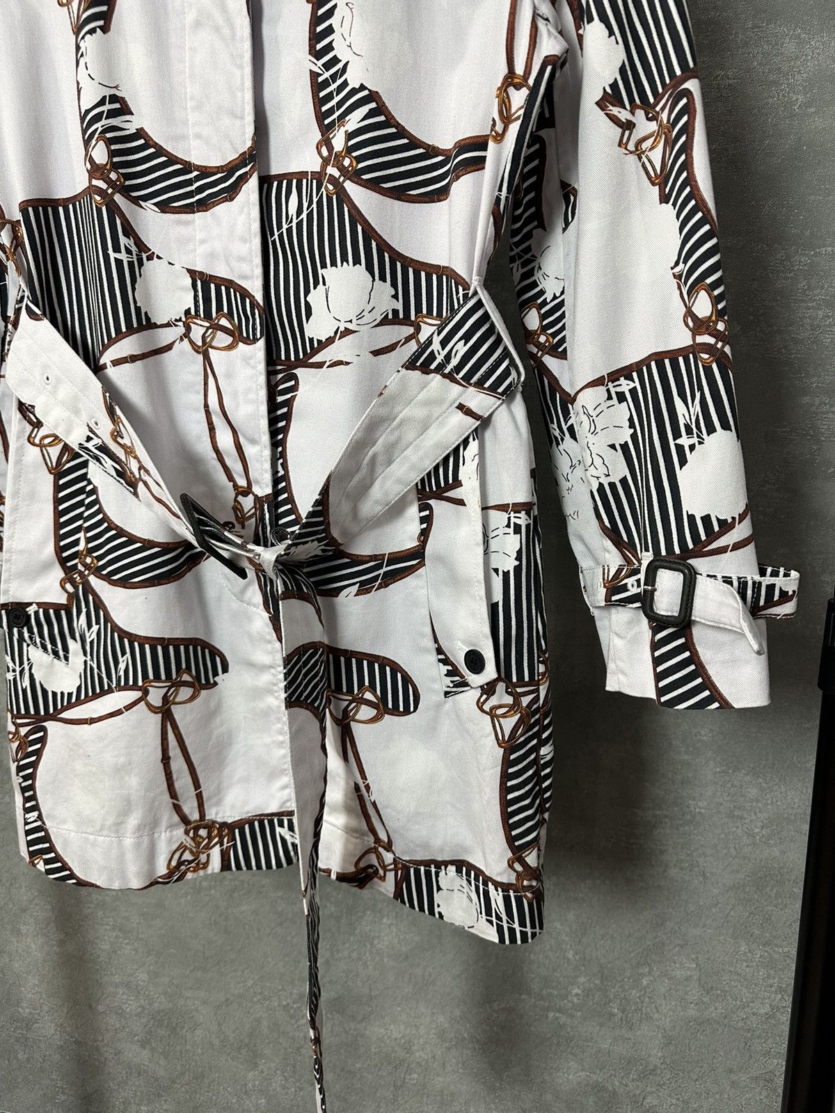 Aquascutum × Grailed Aquascutum Heritage Floral White Cotton Belt Trench Coat Size XS / US 0-2 / IT 36-38 - 6 Thumbnail
