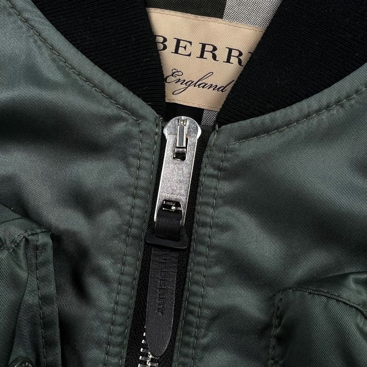 Burberry Burberry Green Utility Bomber Jacket Size US S / EU 44-46 / 1 - 5 Thumbnail