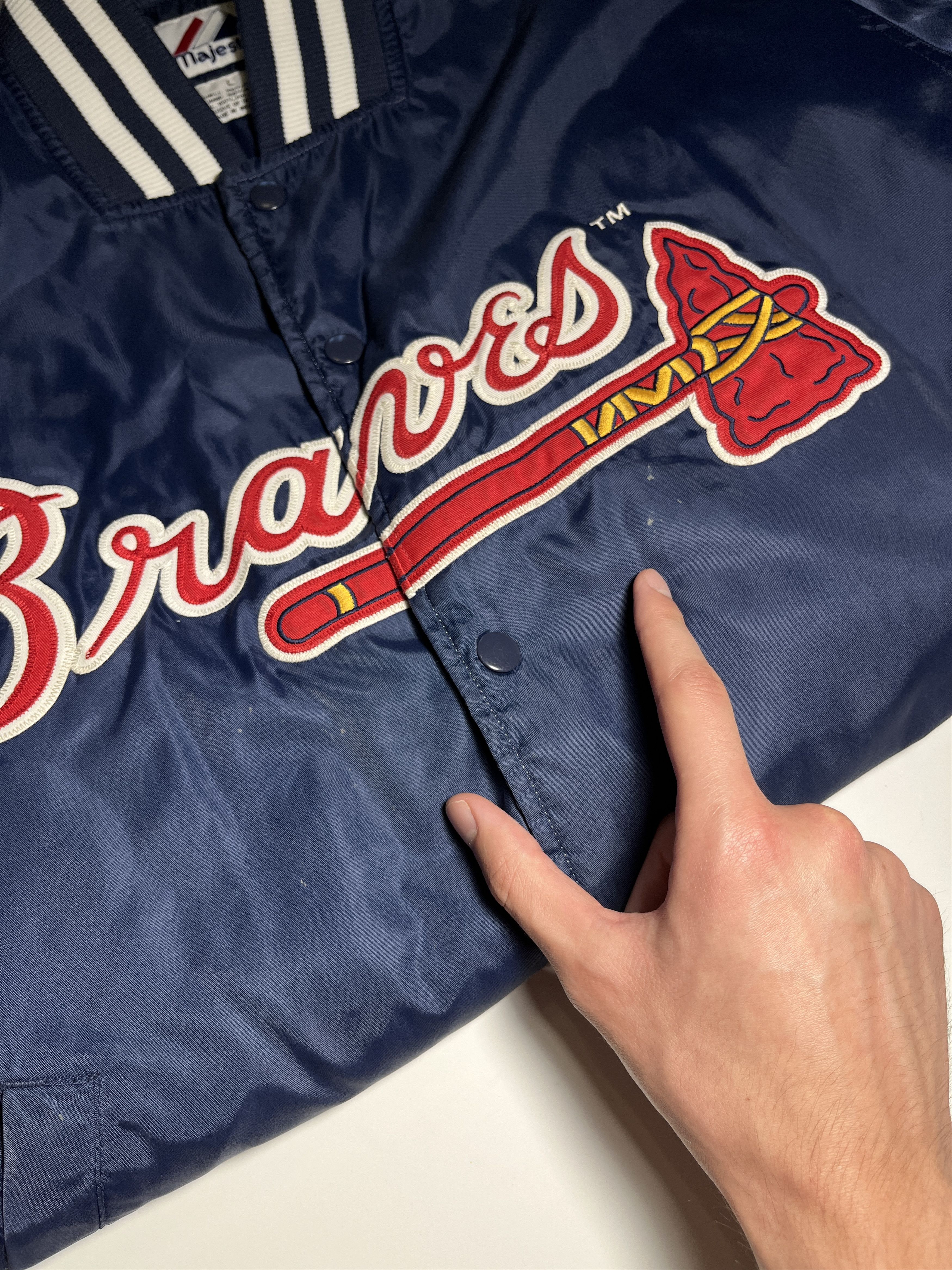 MLB × Majestic × Vintage Vintage Majestic Atlanta Braves Satin Bomber Jacket Size L Size US L / EU 52-54 / 3 - 15 Thumbnail