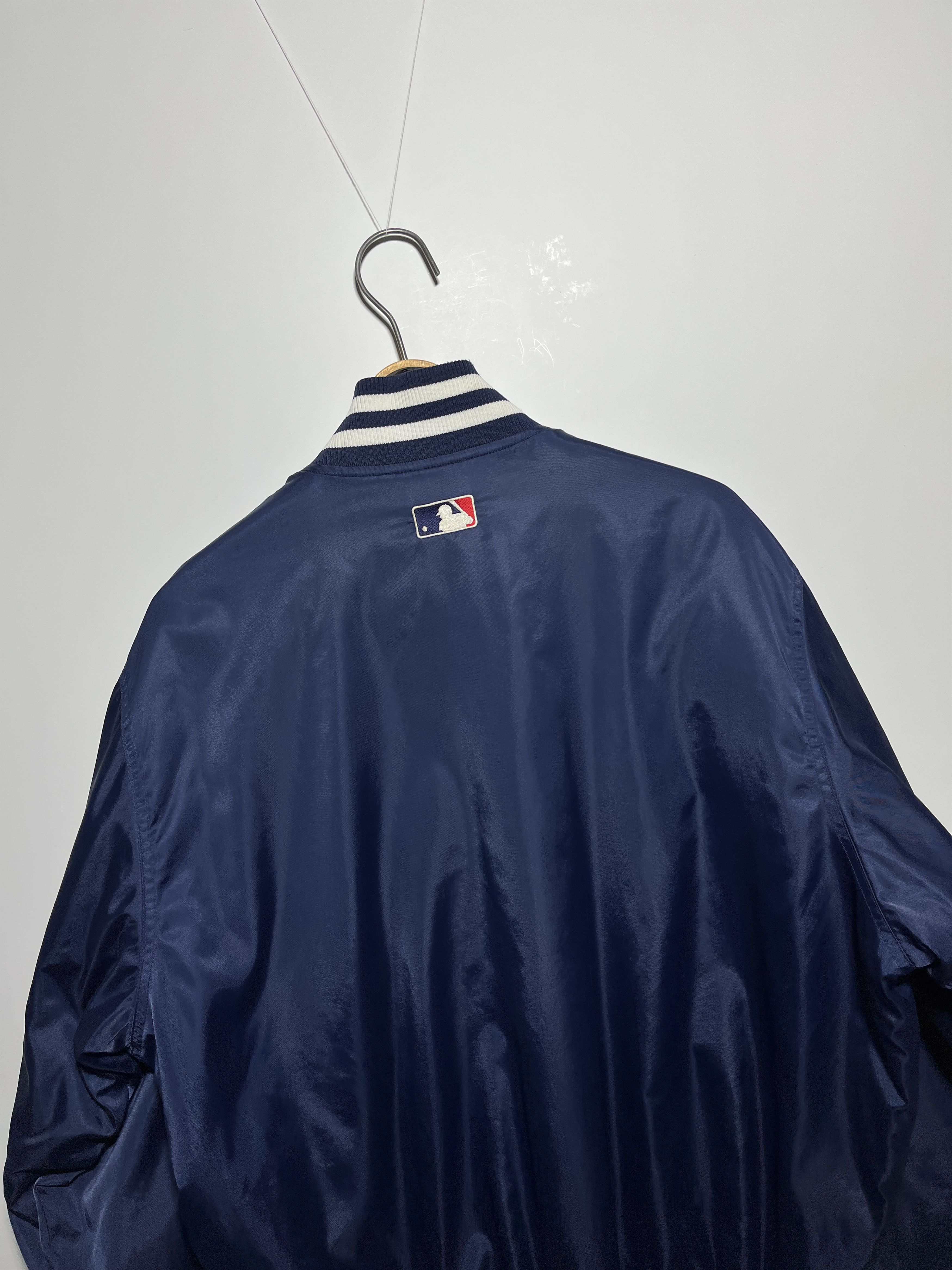 MLB × Majestic × Vintage Vintage Majestic Atlanta Braves Satin Bomber Jacket Size L Size US L / EU 52-54 / 3 - 6 Thumbnail