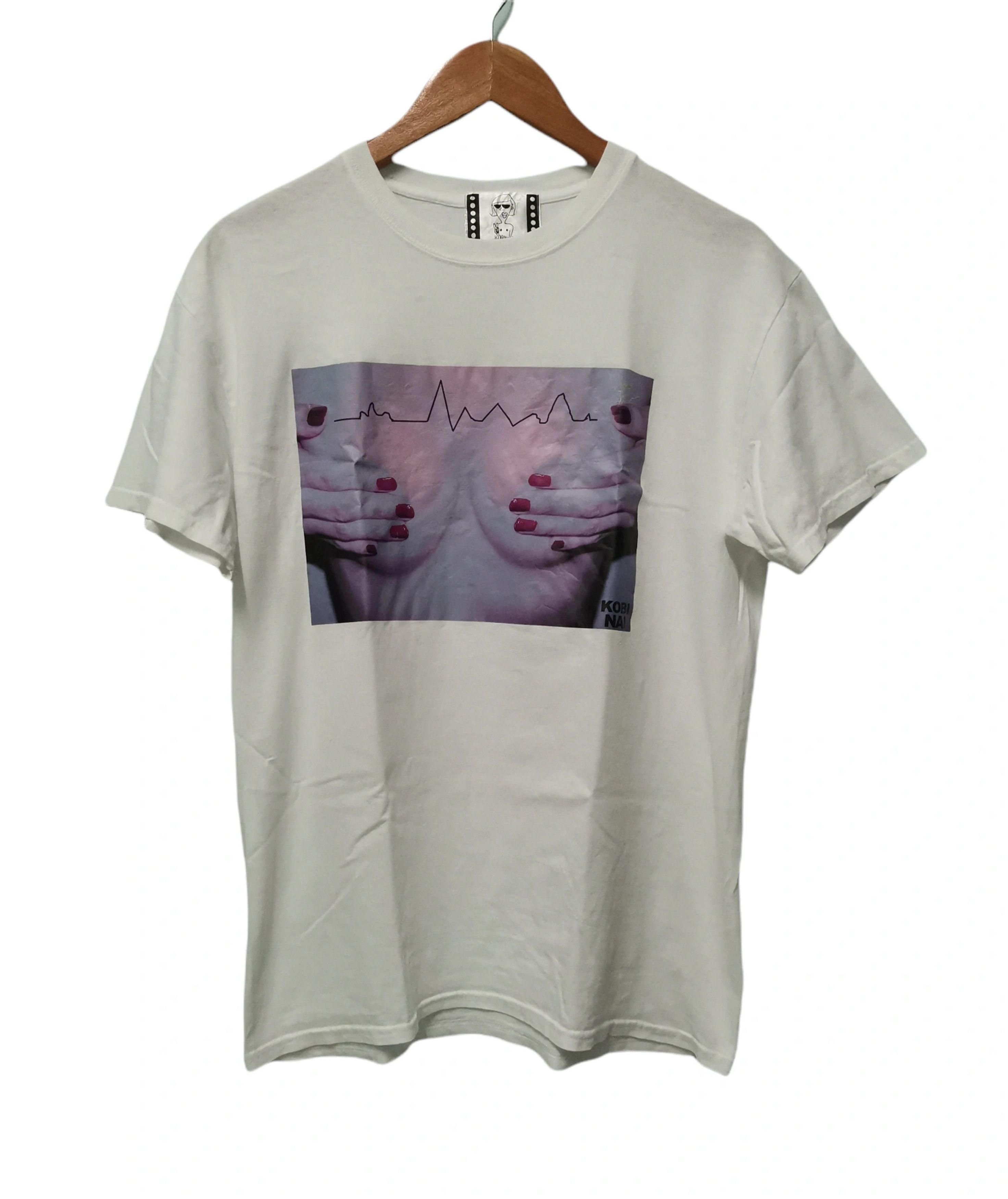 Japanese Brand Vintage Kobinai Japan Designer Tee Tits Sexy Pornstar Hookup Size US M / EU 48-50 / 2 - 2 Thumbnail