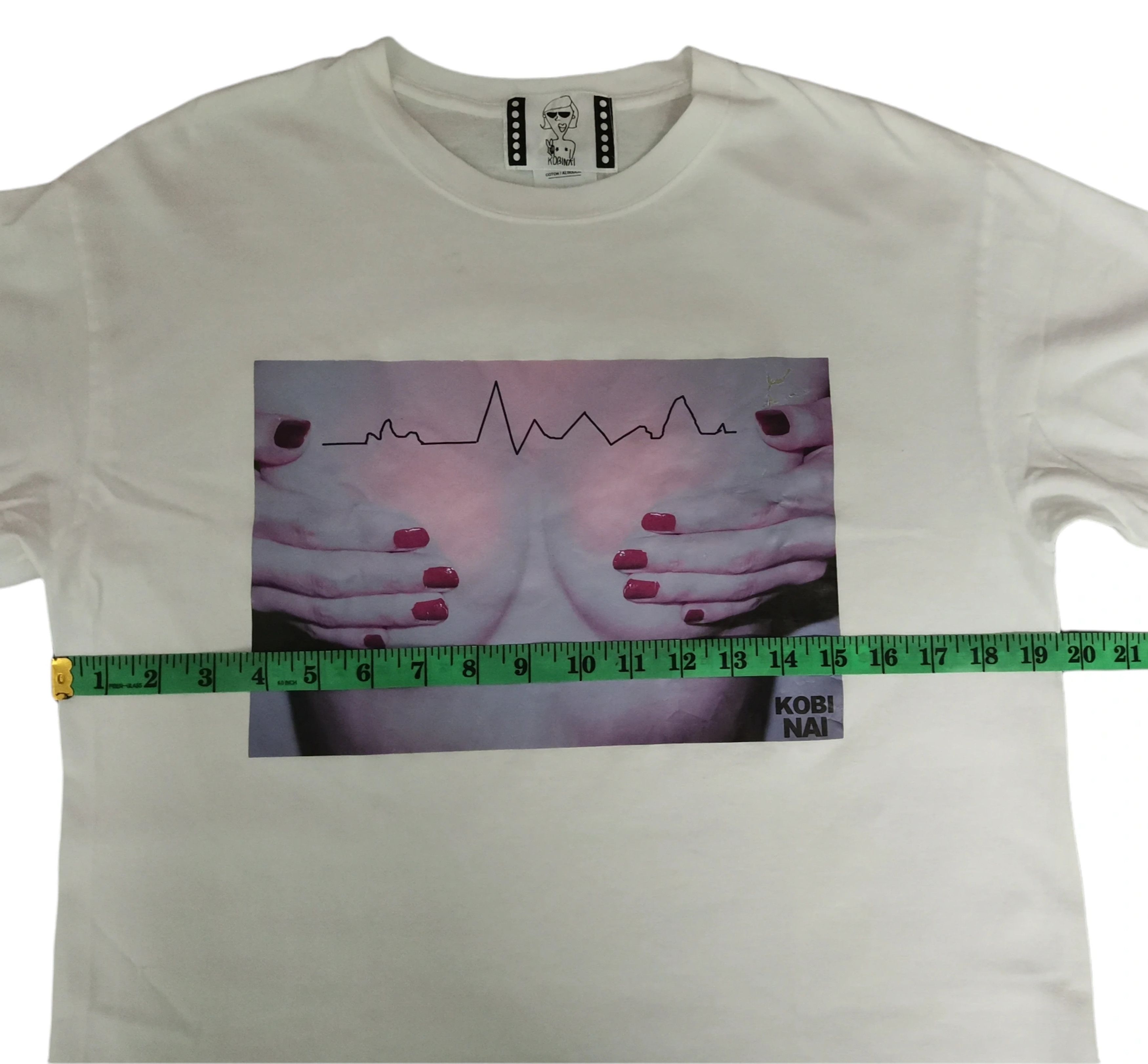 Japanese Brand Vintage Kobinai Japan Designer Tee Tits Sexy Pornstar Hookup Size US M / EU 48-50 / 2 - 5 Thumbnail