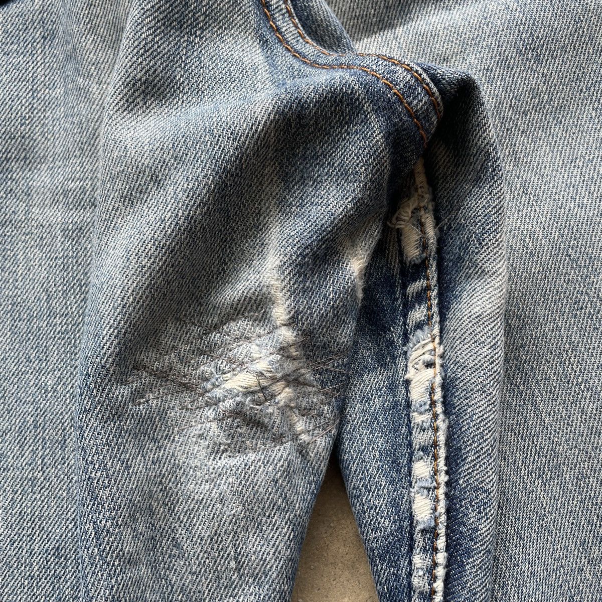 Levi's Vintage Levi’s 504 Faded Distressed Denim Jeans Pants W29 Size US 29 - 8 Thumbnail