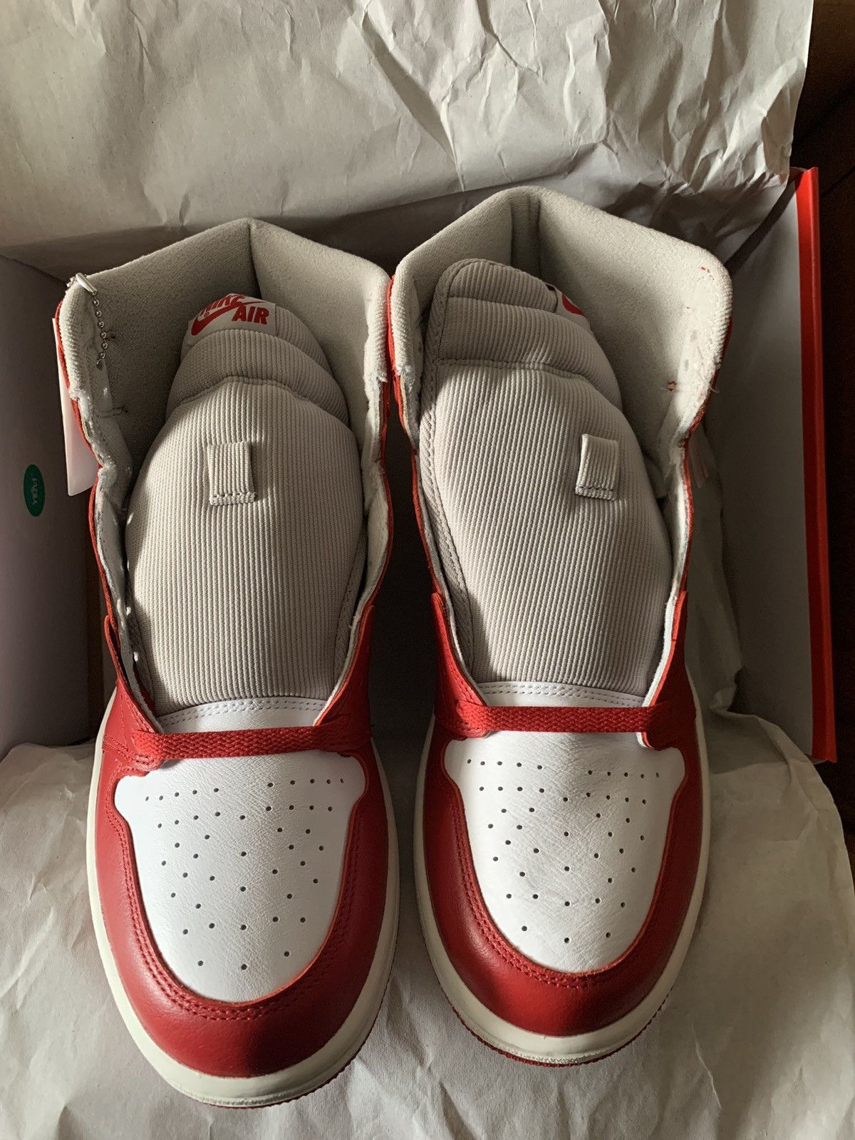 supreme x jordan 1 high stars varsity red