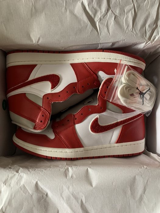 Nike Jordan 1 High Varsity Red | Grailed