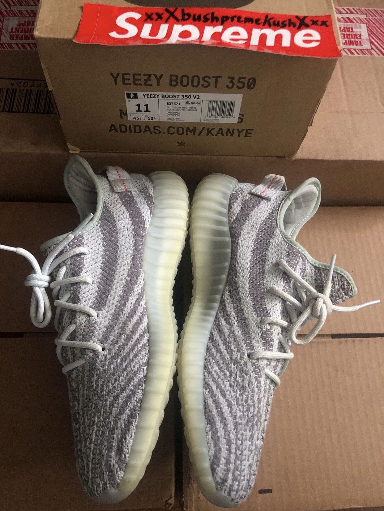 yeezy boost 350 v2 blue tint box adidas Yeezy Boost 350 V2 Blue Tint – Hsports main image 0