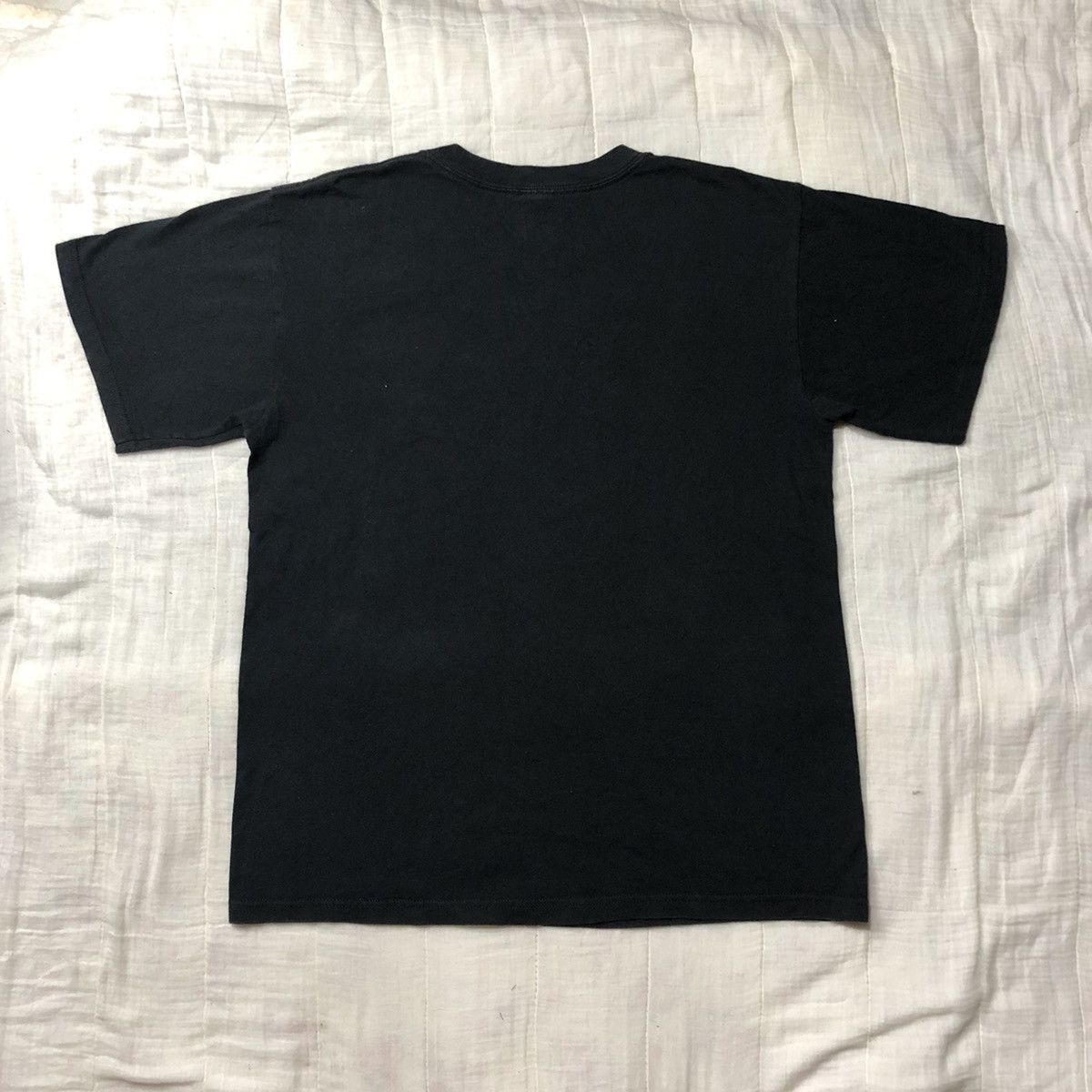 Band Tees Vintage Y2K Twilight New Moon Movie T Shirt Size US M / EU 48-50 / 2 - 3 Thumbnail