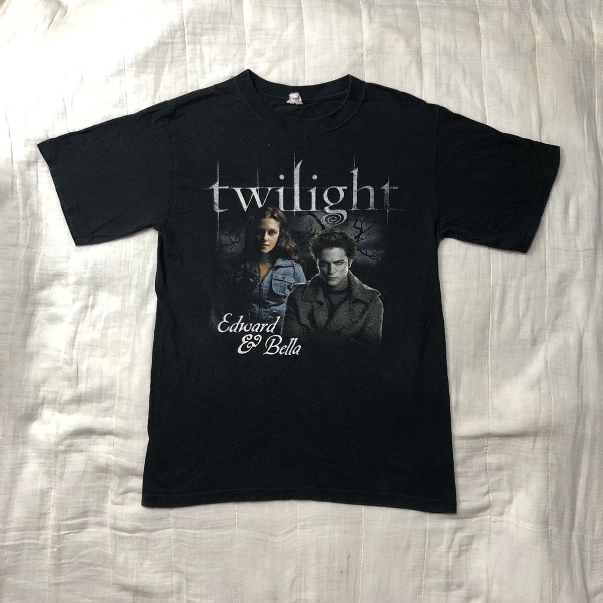 Band Tees Vintage Y2K Twilight Movie T Shirt Size US S / EU 44-46 / 1 - 2 Thumbnail