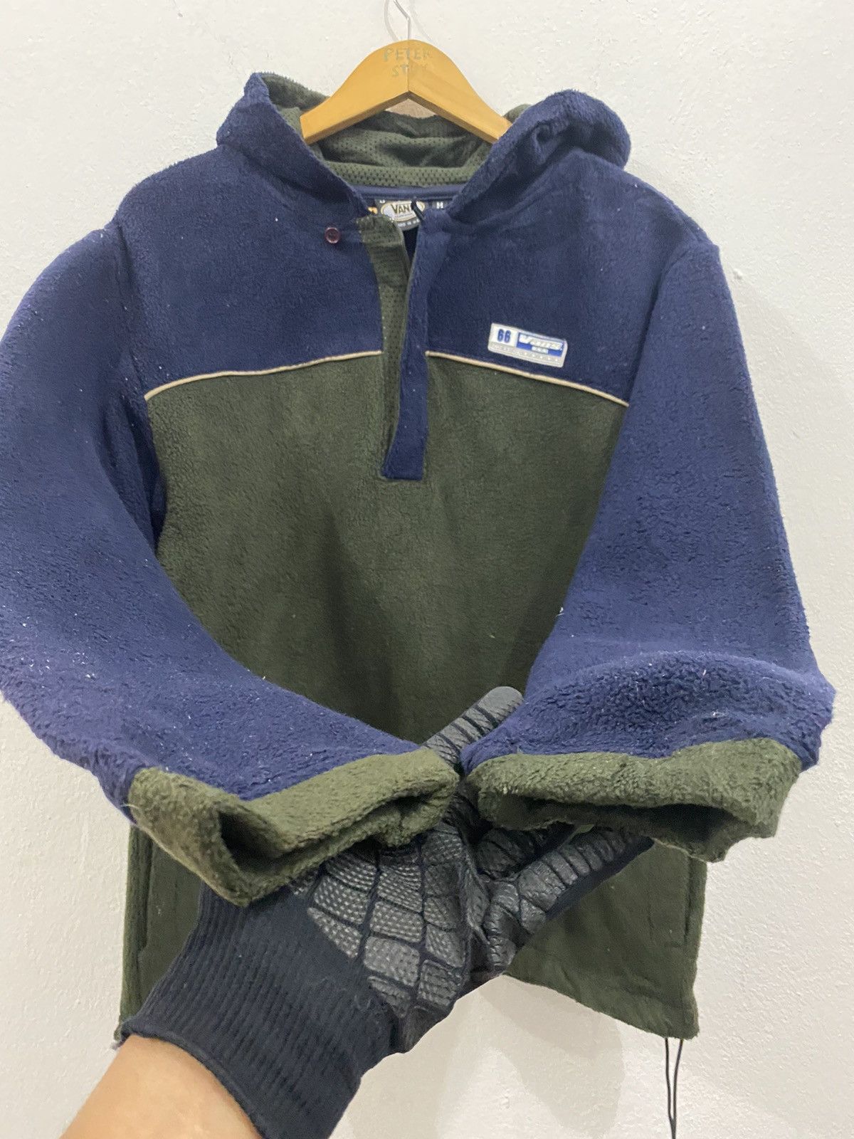 Vans VANS USA “TAKE A STAND” FLEECE HODDIES SWEATER Size US M / EU 48-50 / 2 - 5 Thumbnail